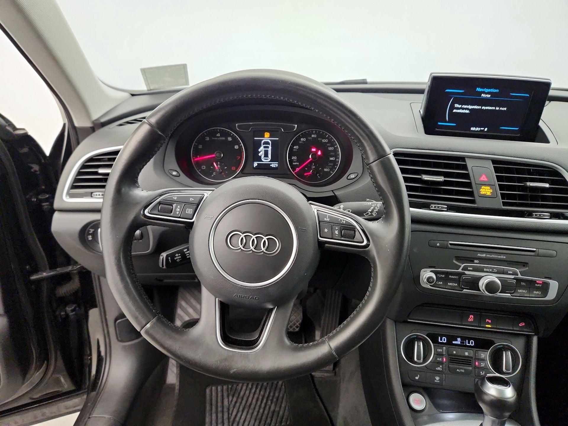 Thumbnail: 2016 Audi Q3 - 10