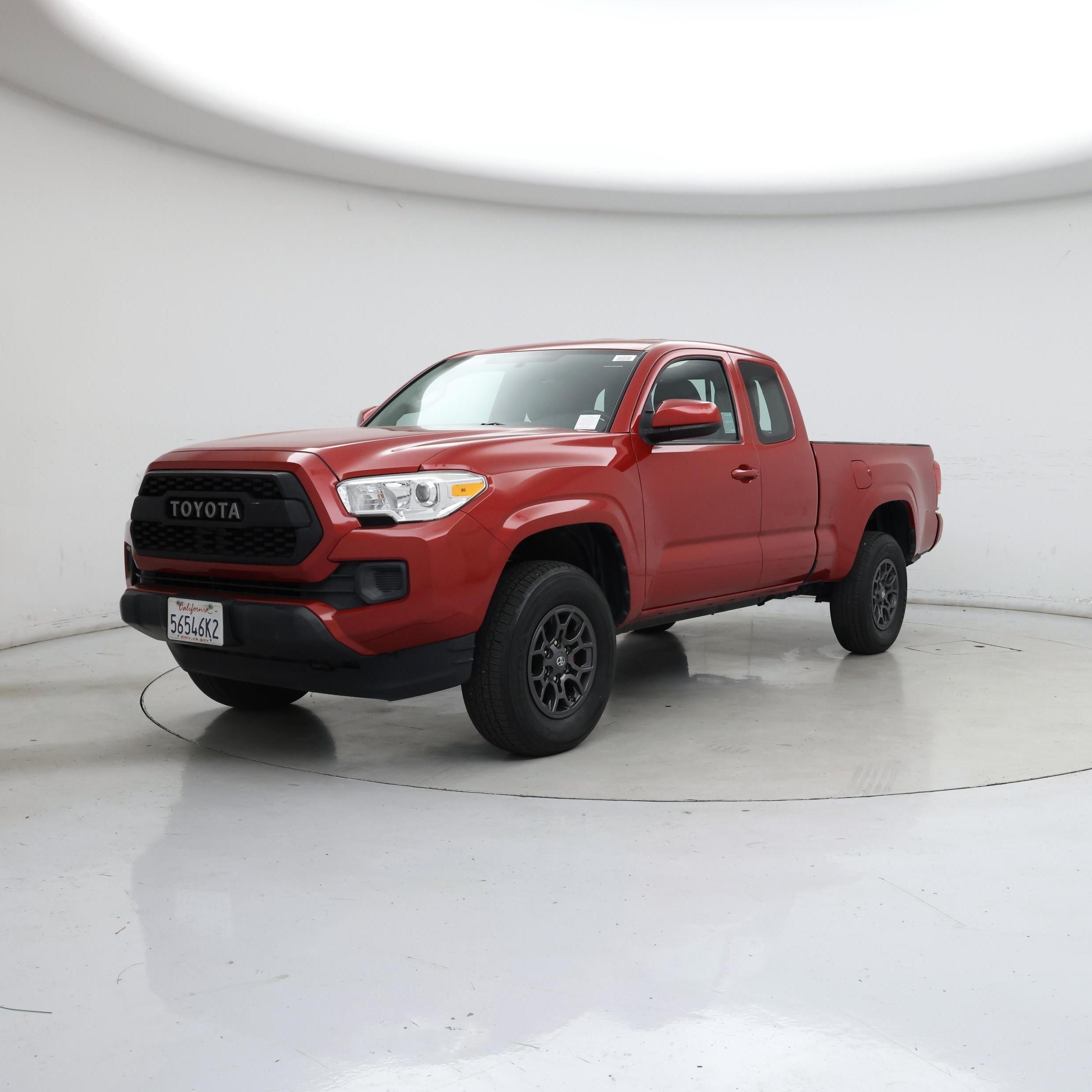 Thumbnail: 2017 Toyota Tacoma - 4