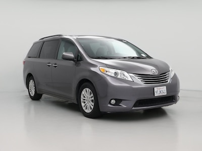 Gray 2017 Toyota Sienna XLE