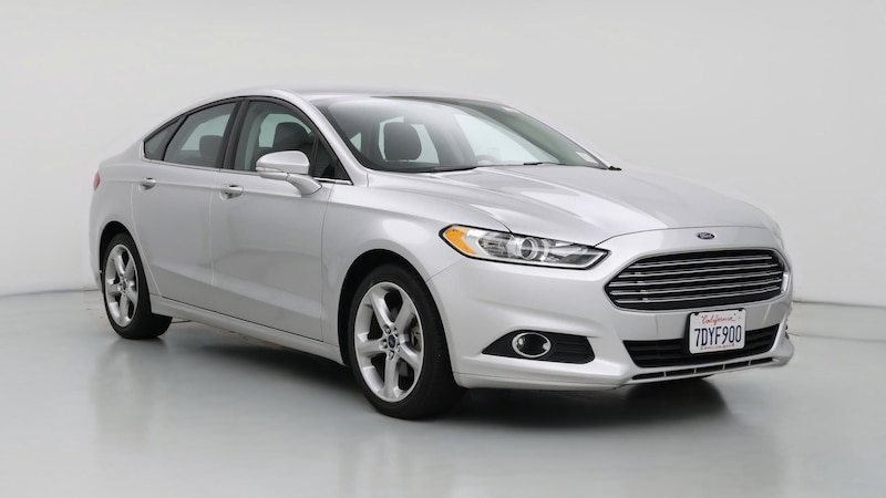 2014 Ford Fusion SE Hero Image