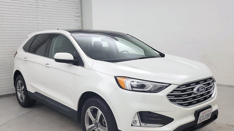 2022 Ford Edge SEL Hero Image