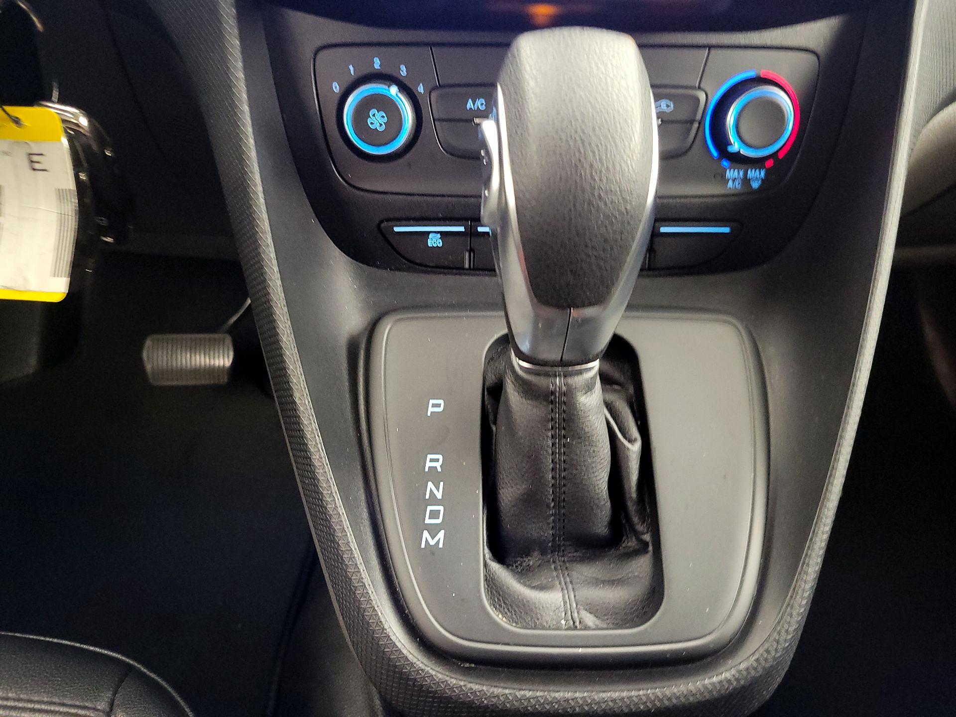 Thumbnail: 2020 Ford Transit Series - 17