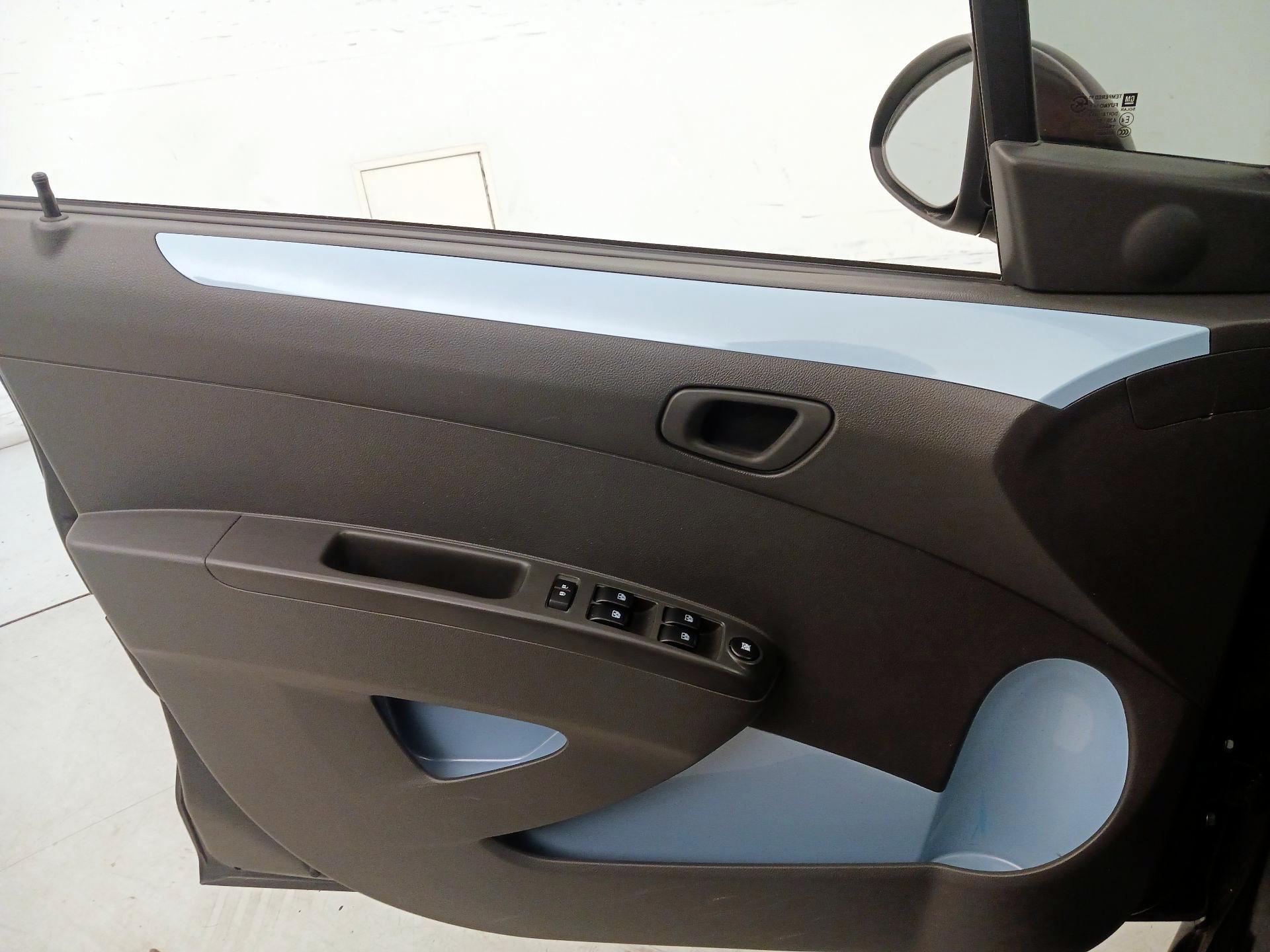Thumbnail: 2016 Chevrolet Spark - 12