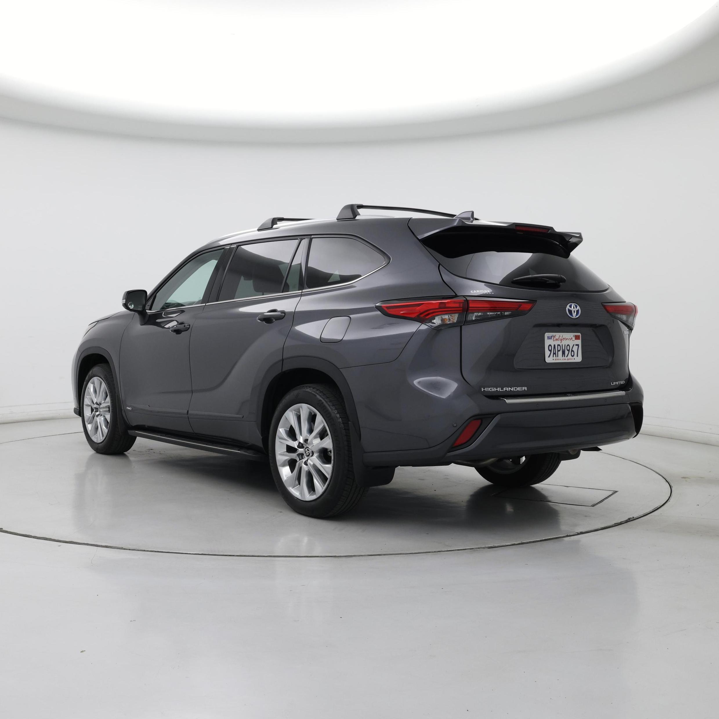 Thumbnail: 2022 Toyota Highlander - 2