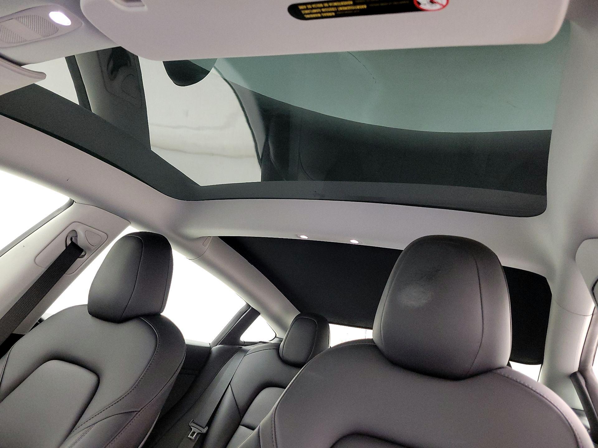 Thumbnail: 2022 Tesla Model 3 - 18