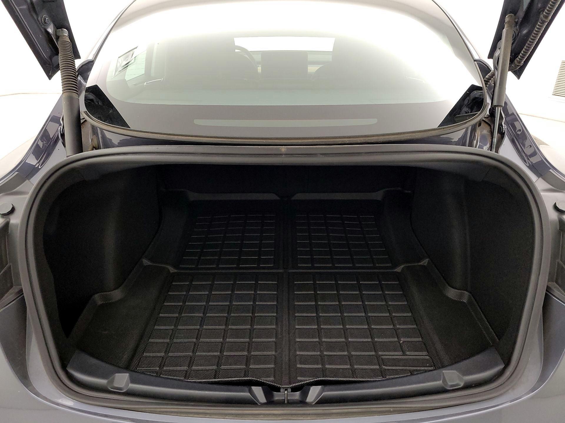Thumbnail: 2022 Tesla Model 3 - 20