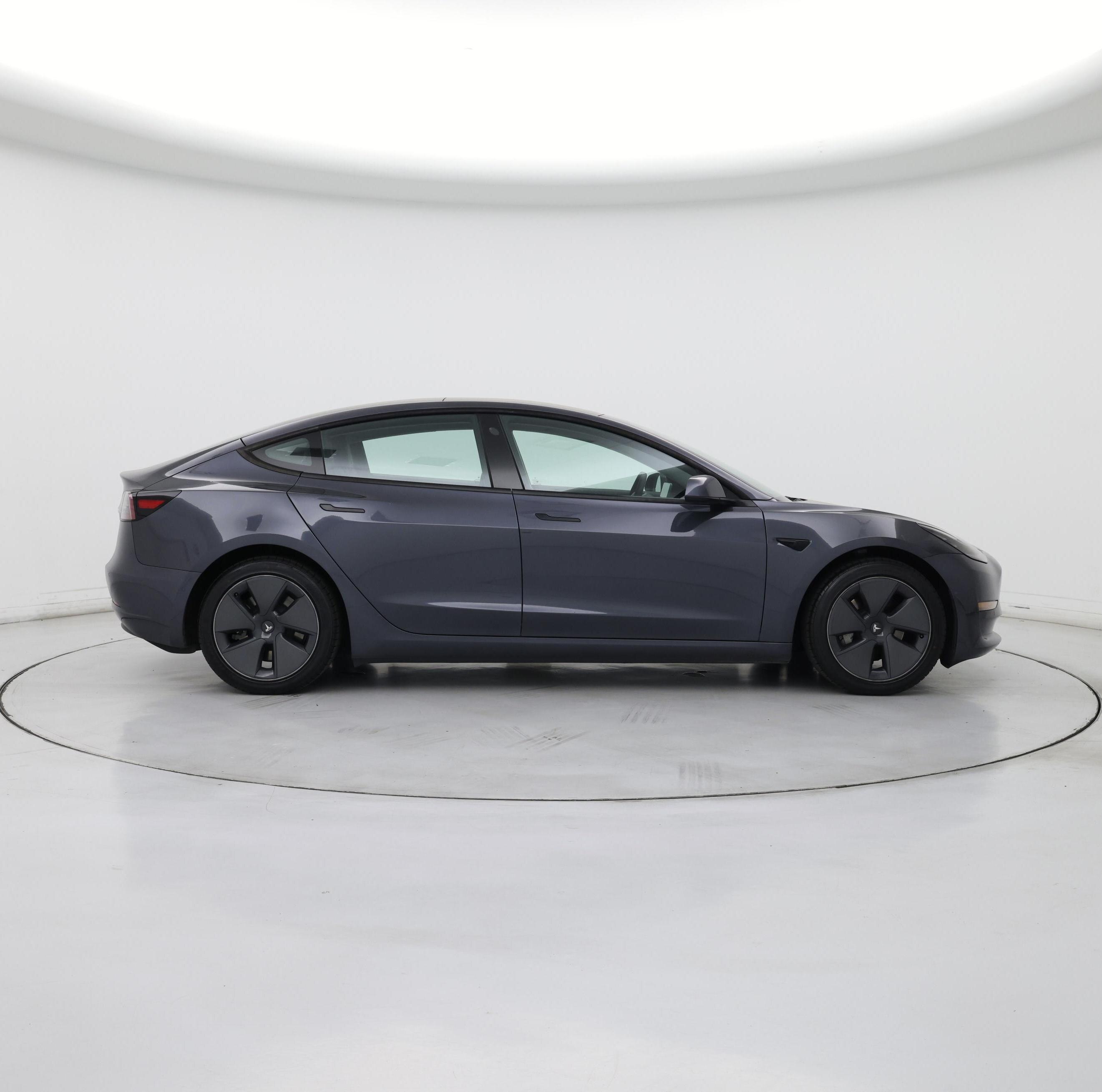Thumbnail: 2022 Tesla Model 3 - 7