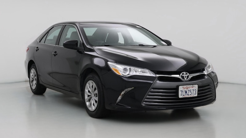 2015 Toyota Camry LE Hero Image