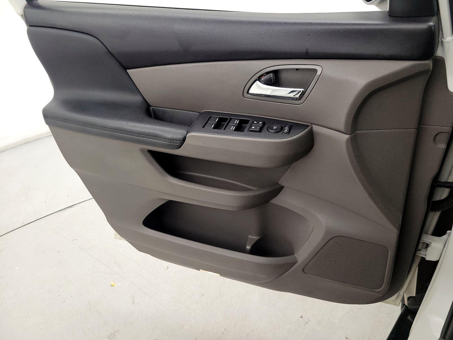 Thumbnail: 2016 Honda Odyssey - 12