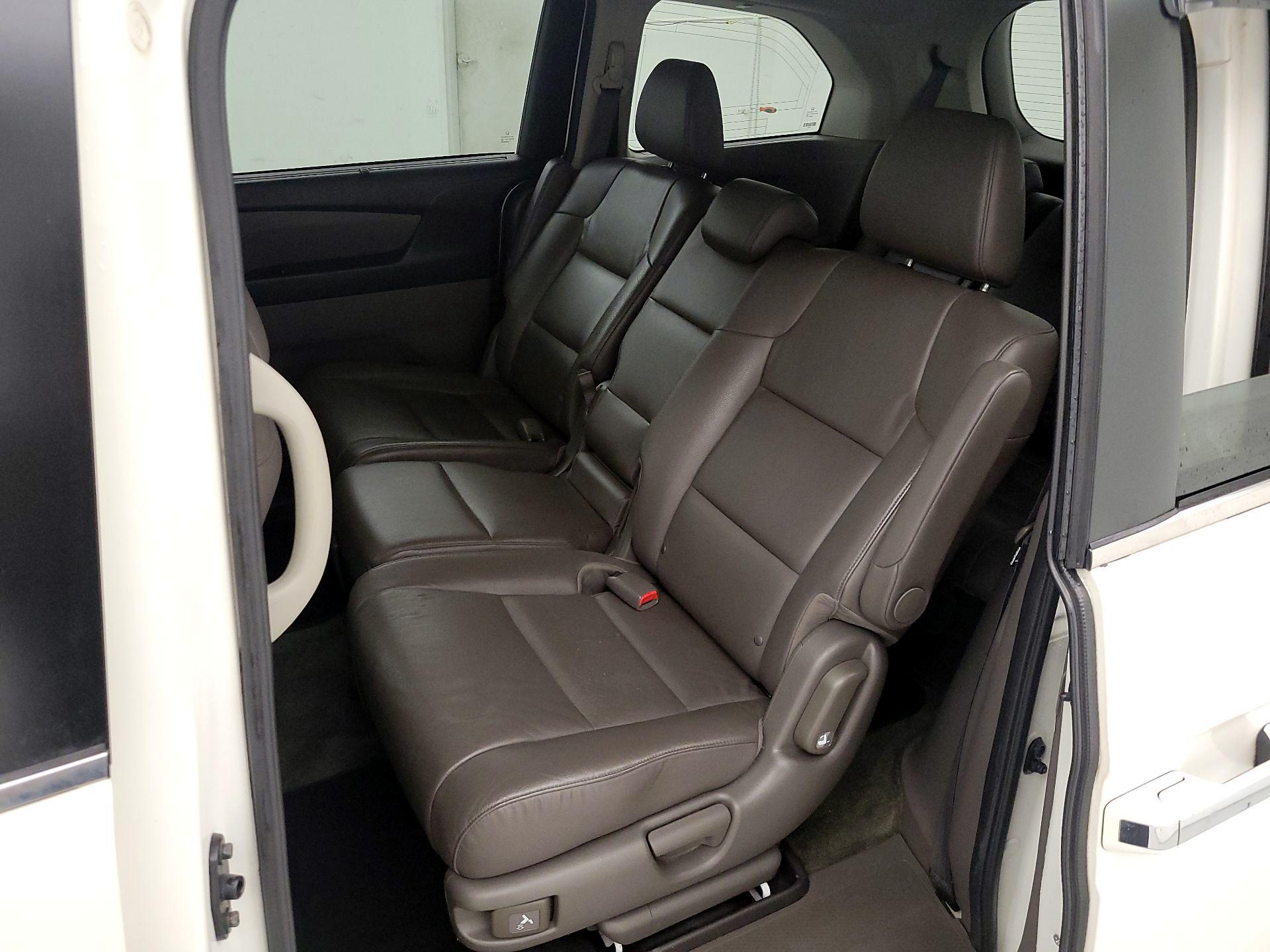 Thumbnail: 2016 Honda Odyssey - 18