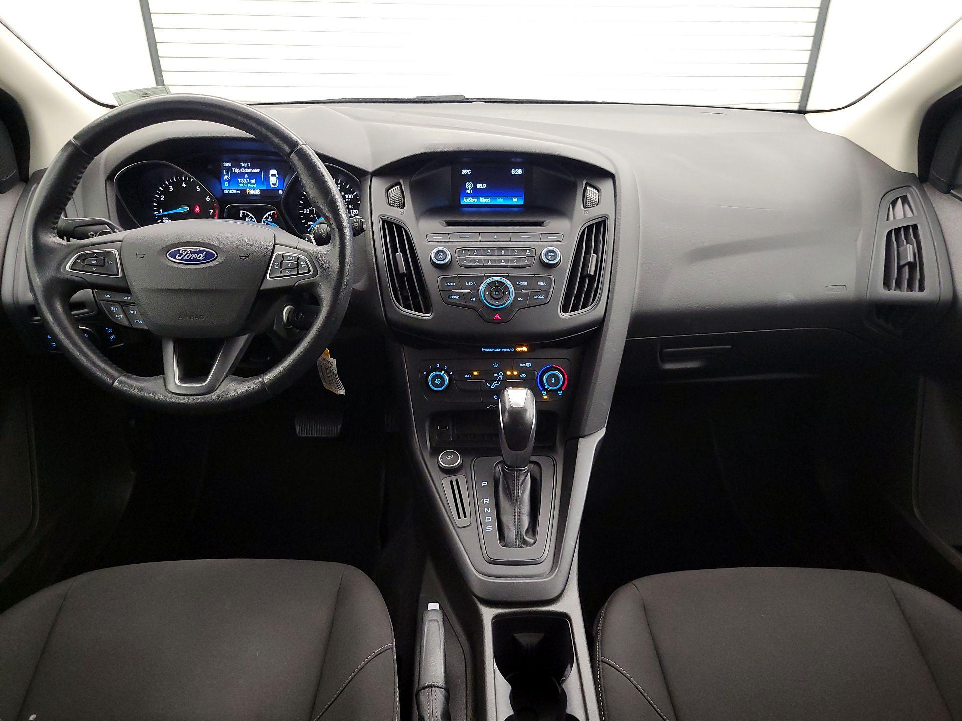 Thumbnail: 2016 Ford Focus - 9