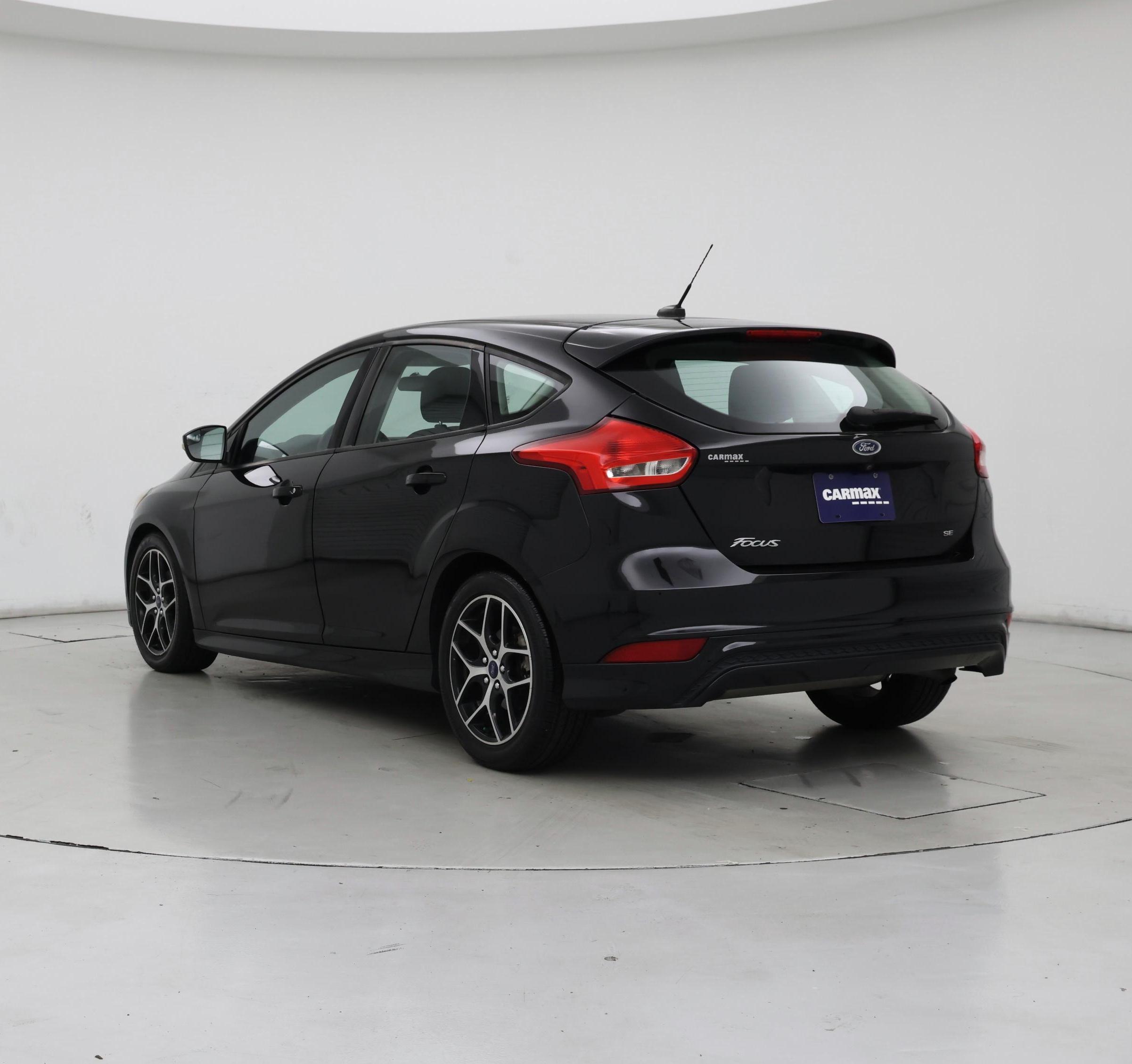 Thumbnail: 2016 Ford Focus - 2