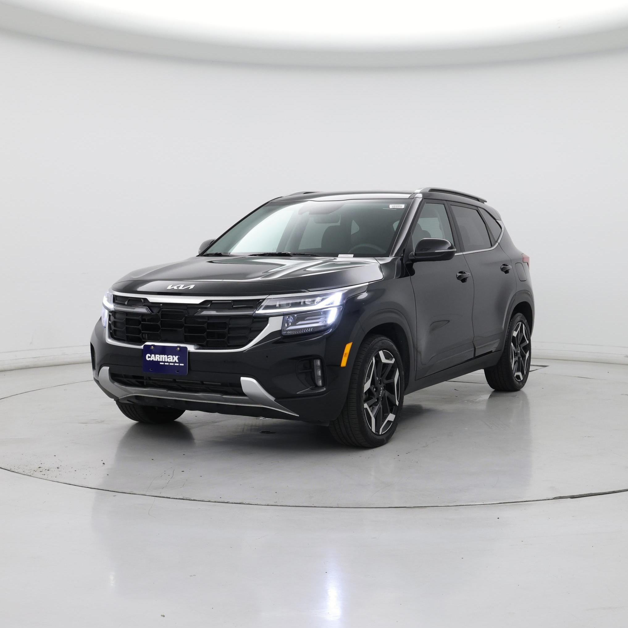 Thumbnail: 2024 Kia Seltos - 4