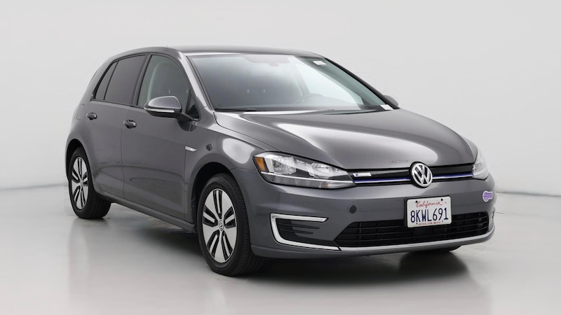 2019 Volkswagen e-Golf SE Hero Image