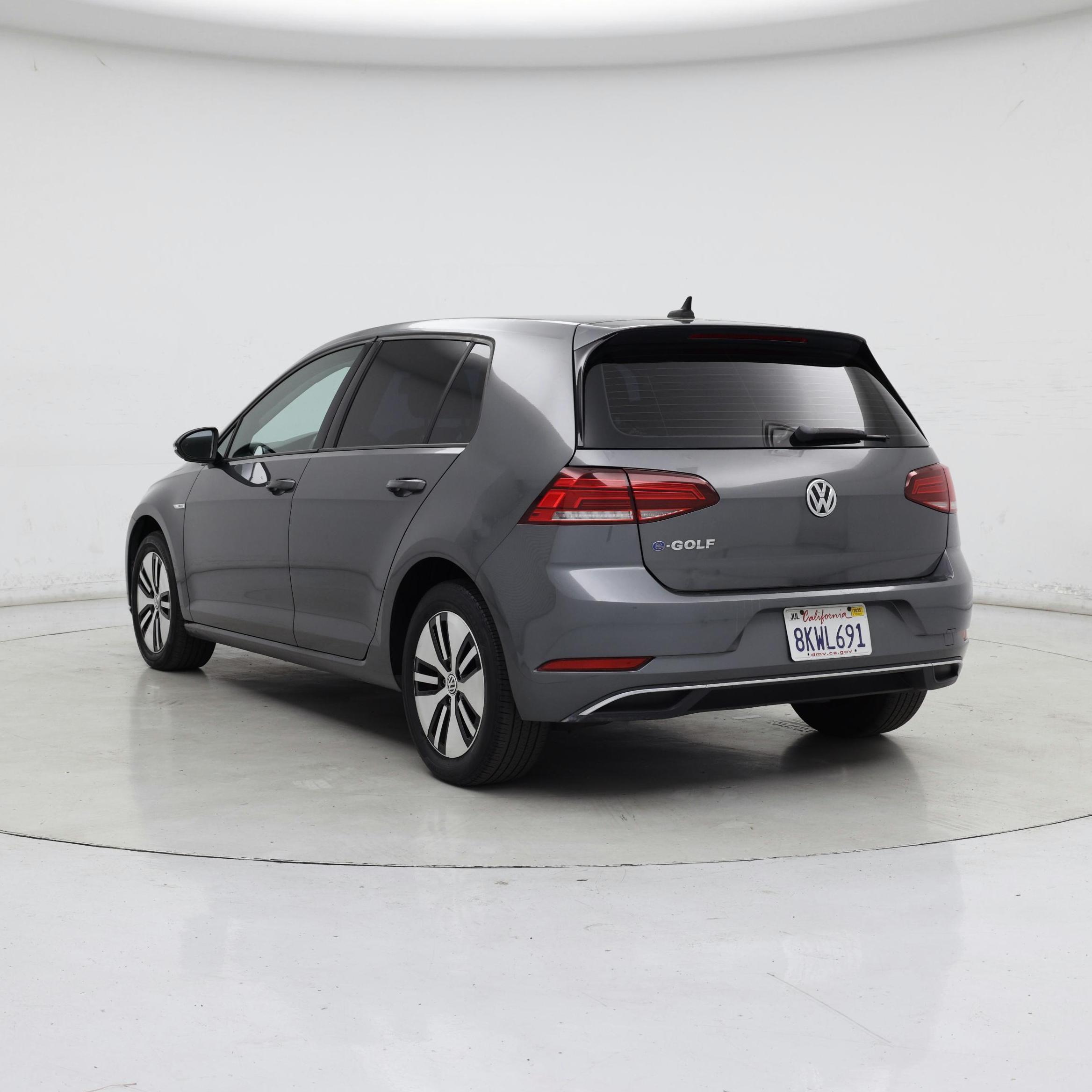 Thumbnail: 2019 Volkswagen e-Golf - 2