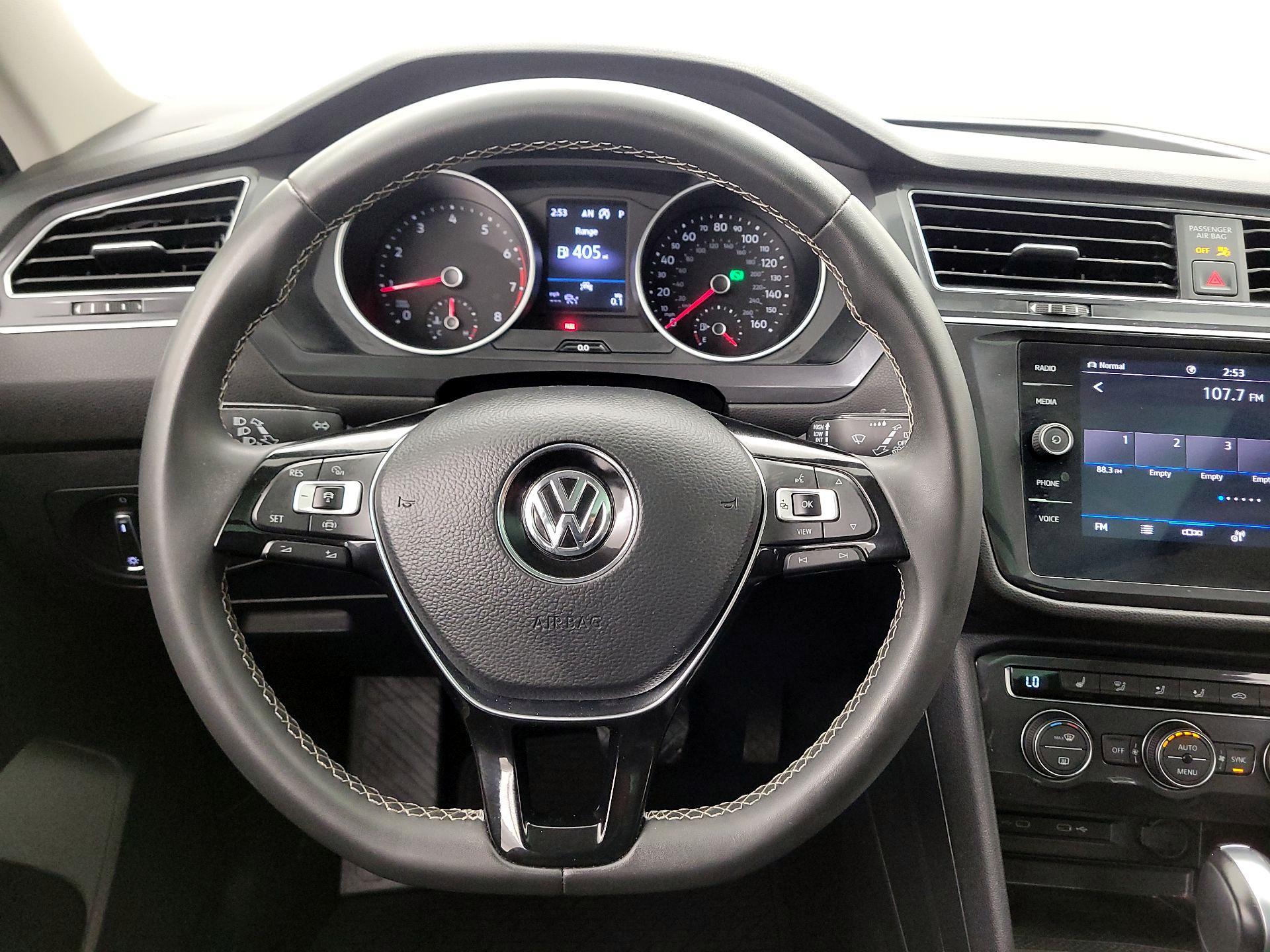 Thumbnail: 2021 Volkswagen Tiguan - 10