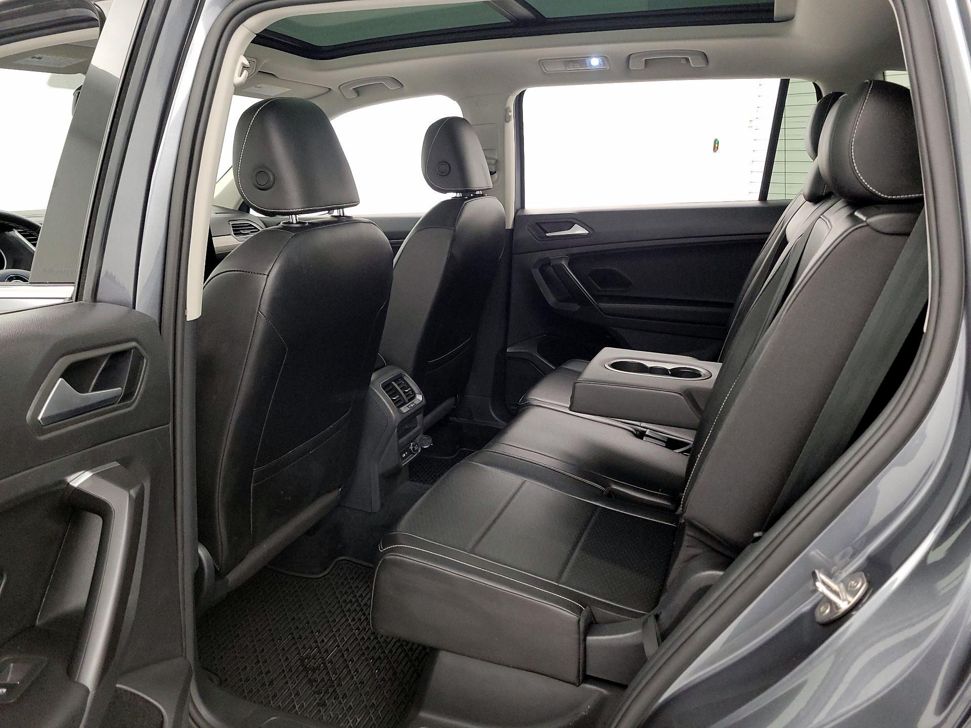 Thumbnail: 2021 Volkswagen Tiguan - 20