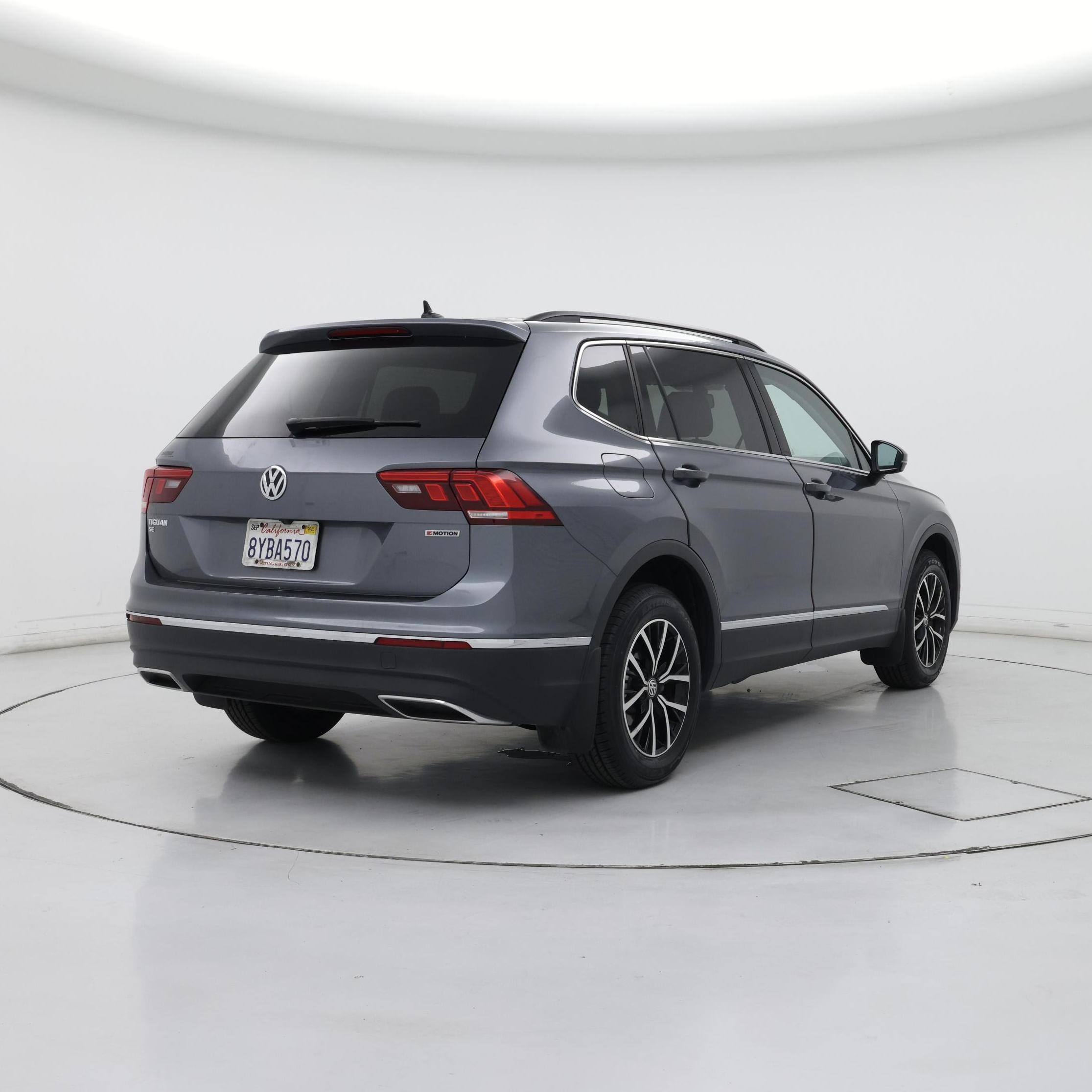 Thumbnail: 2021 Volkswagen Tiguan - 8