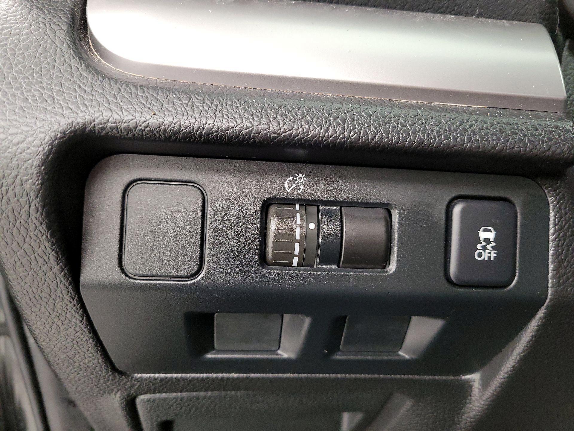 Thumbnail: 2015 Subaru Forester - 13