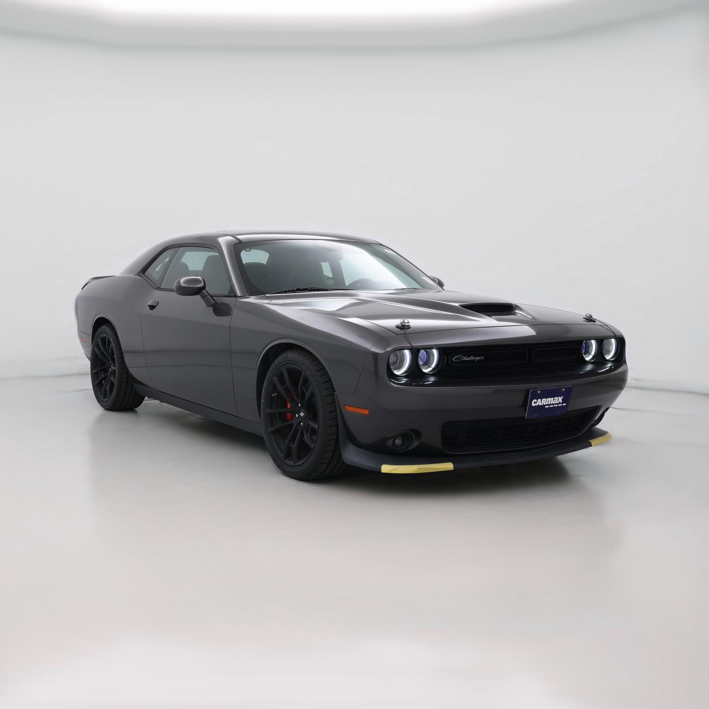 Thumbnail: 2019 Dodge Challenger - 1
