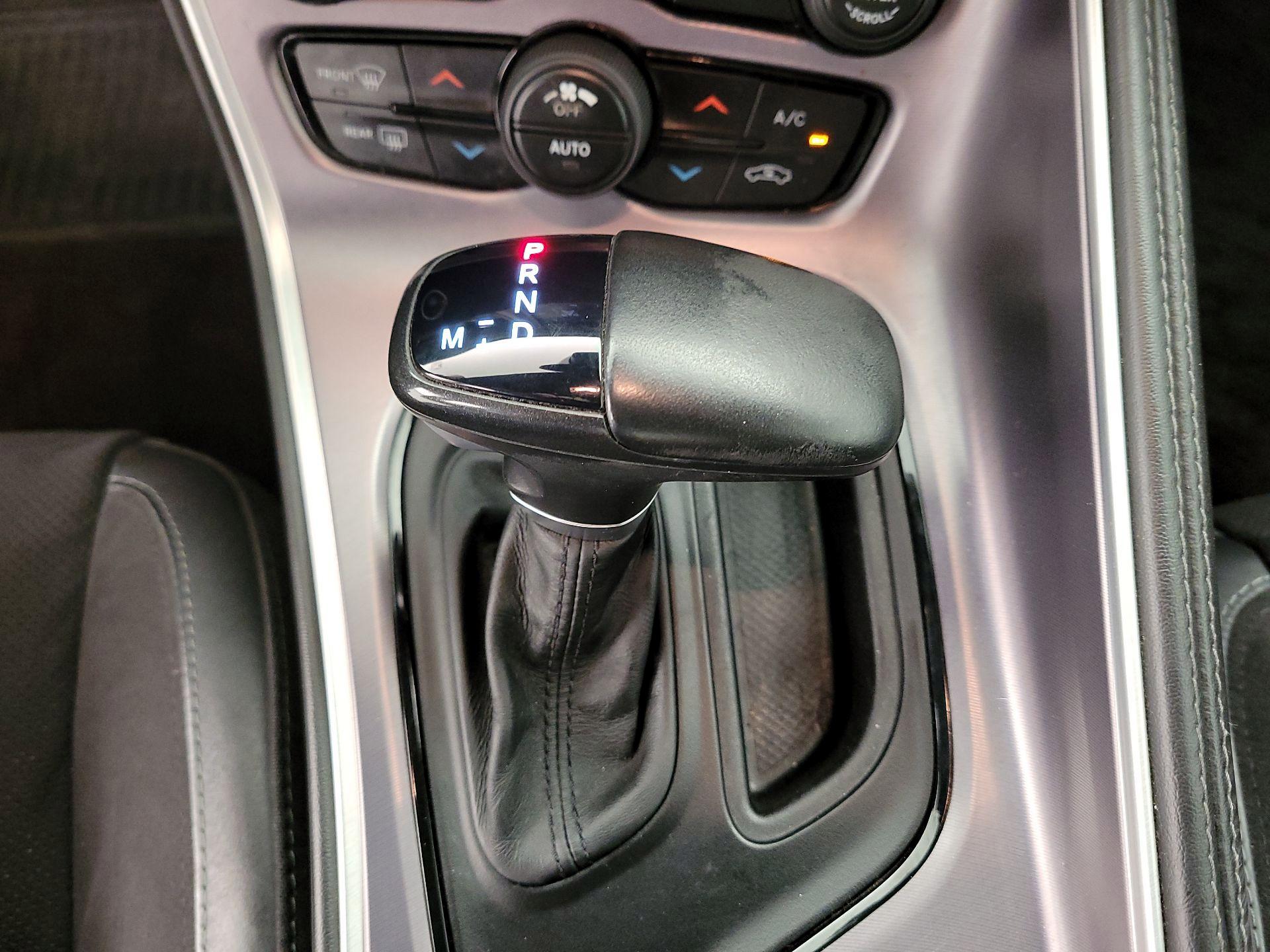 Thumbnail: 2019 Dodge Challenger - 17