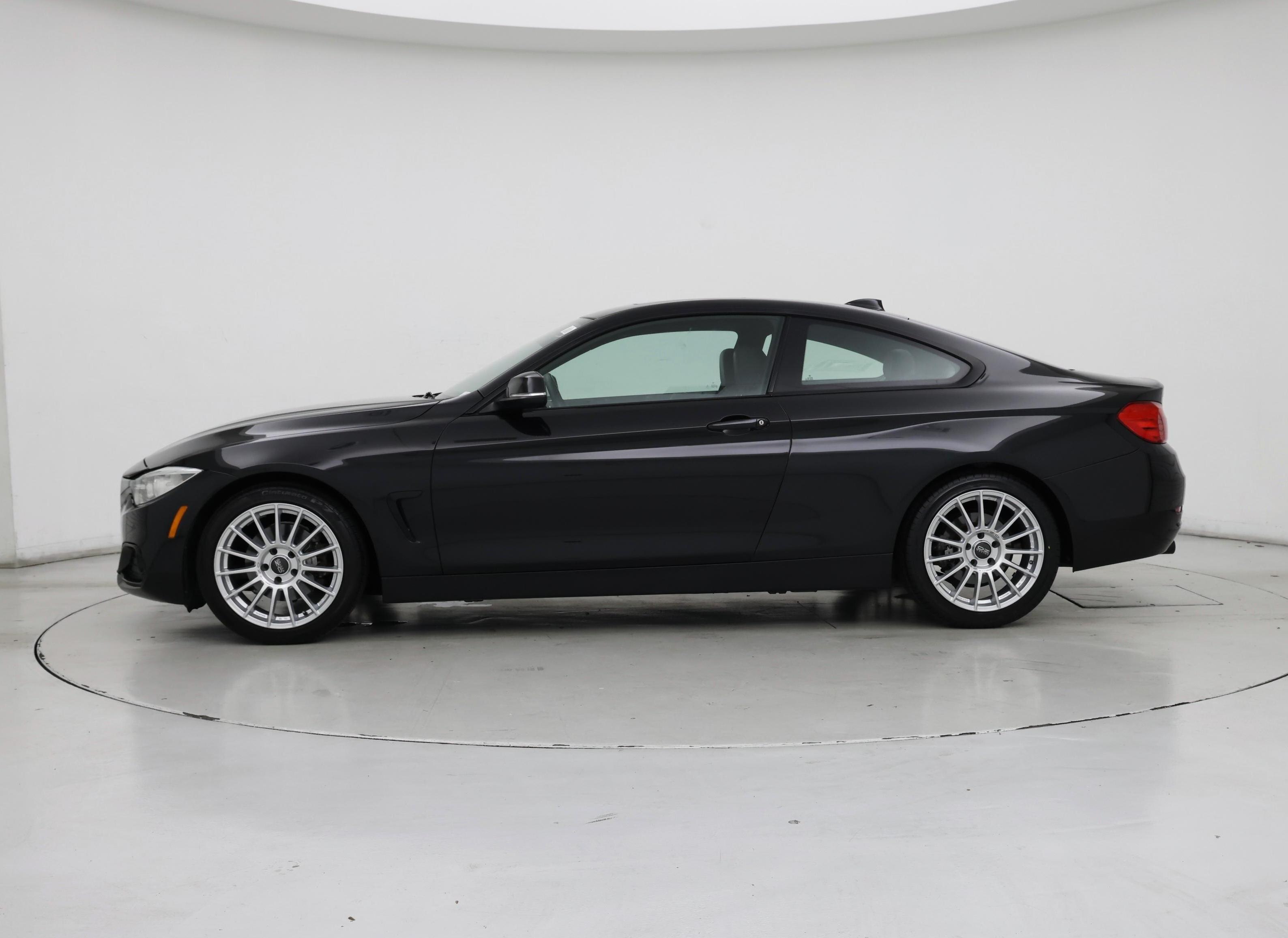 Thumbnail: 2014 BMW 4 Series - 3