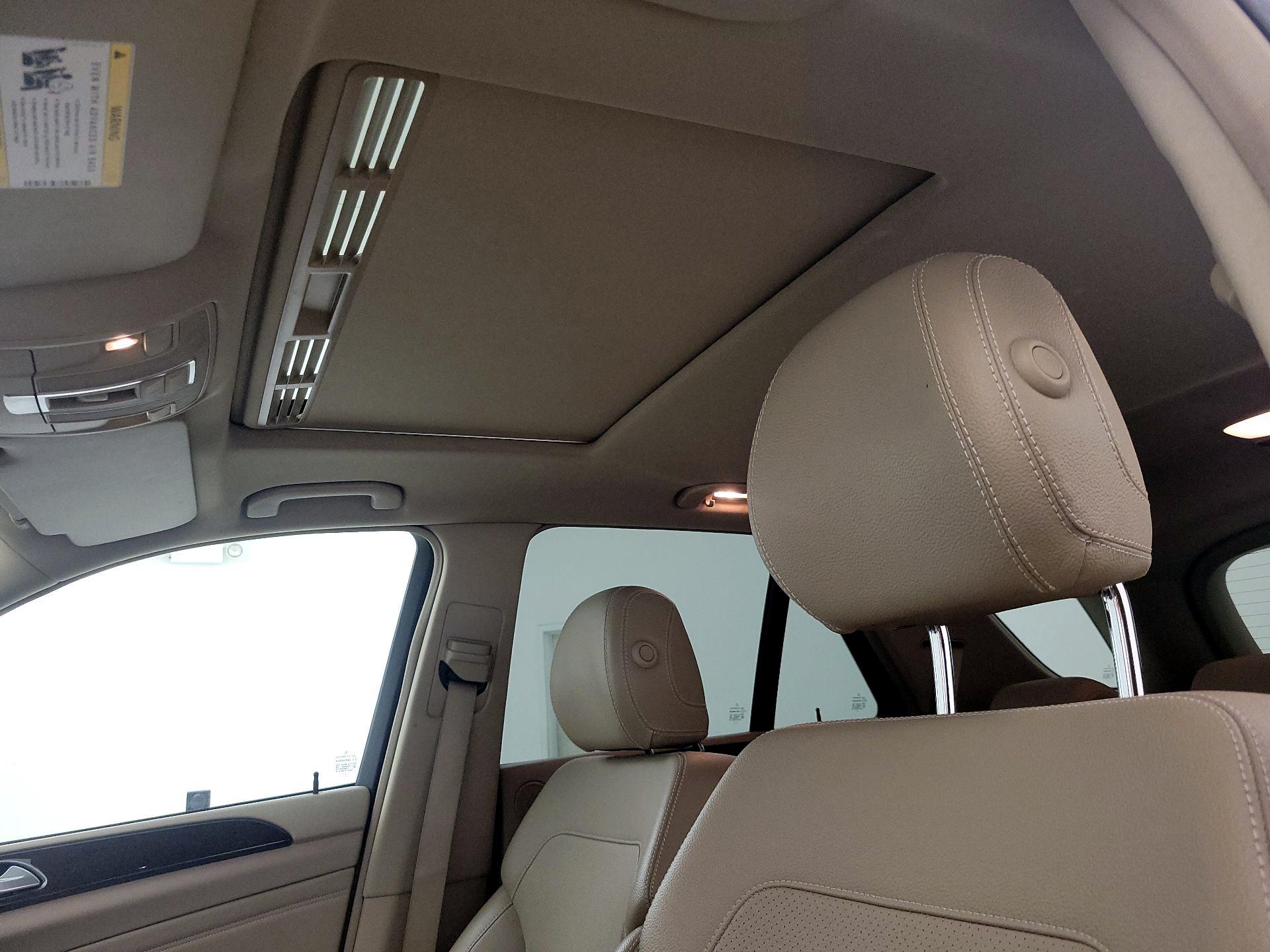 Thumbnail: 2014 Mercedes-Benz M-Class - 19