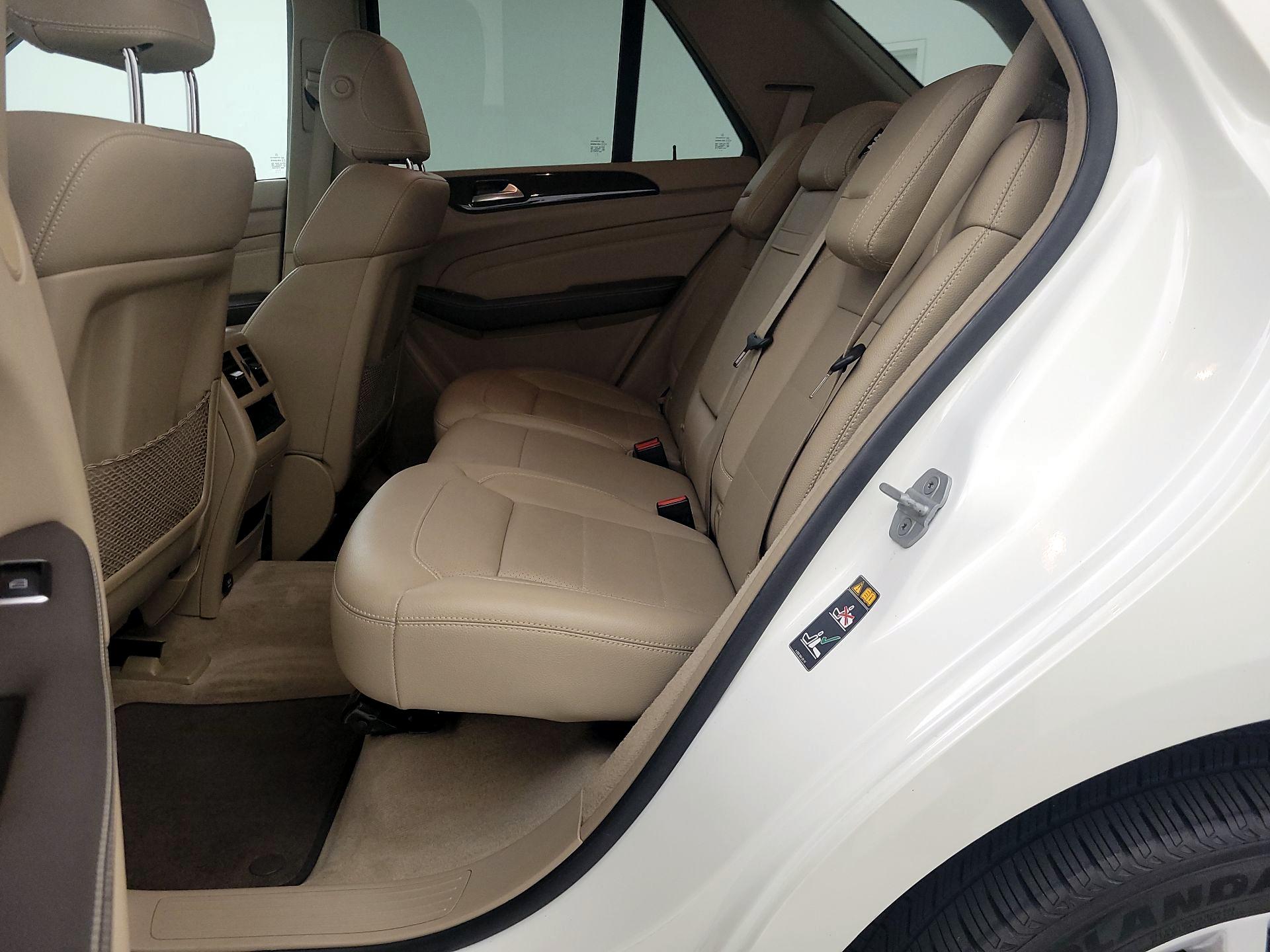 Thumbnail: 2014 Mercedes-Benz M-Class - 20