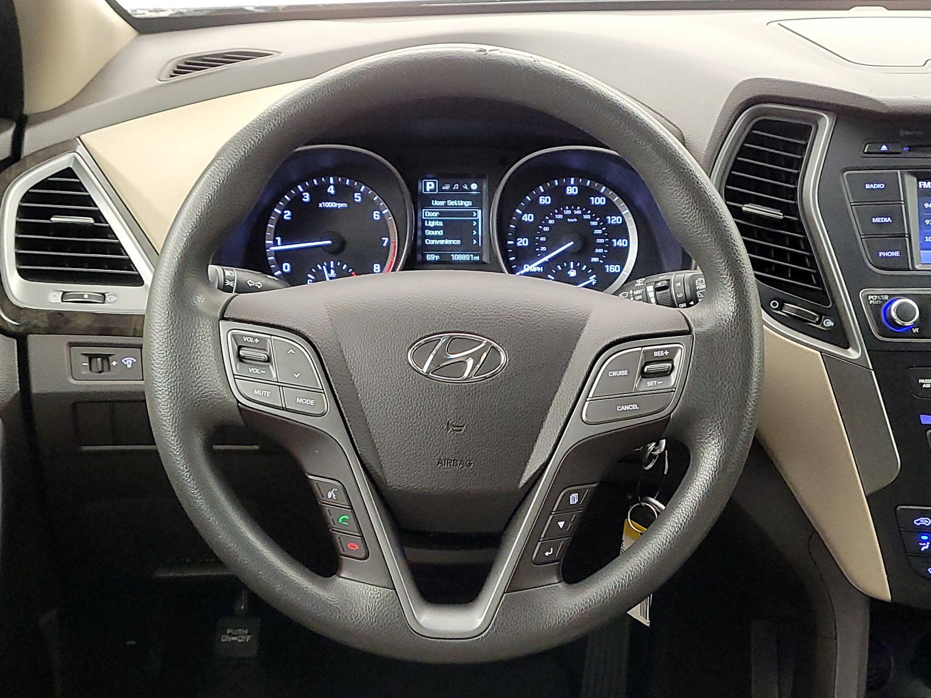 Thumbnail: 2018 Hyundai Santa Fe - 10