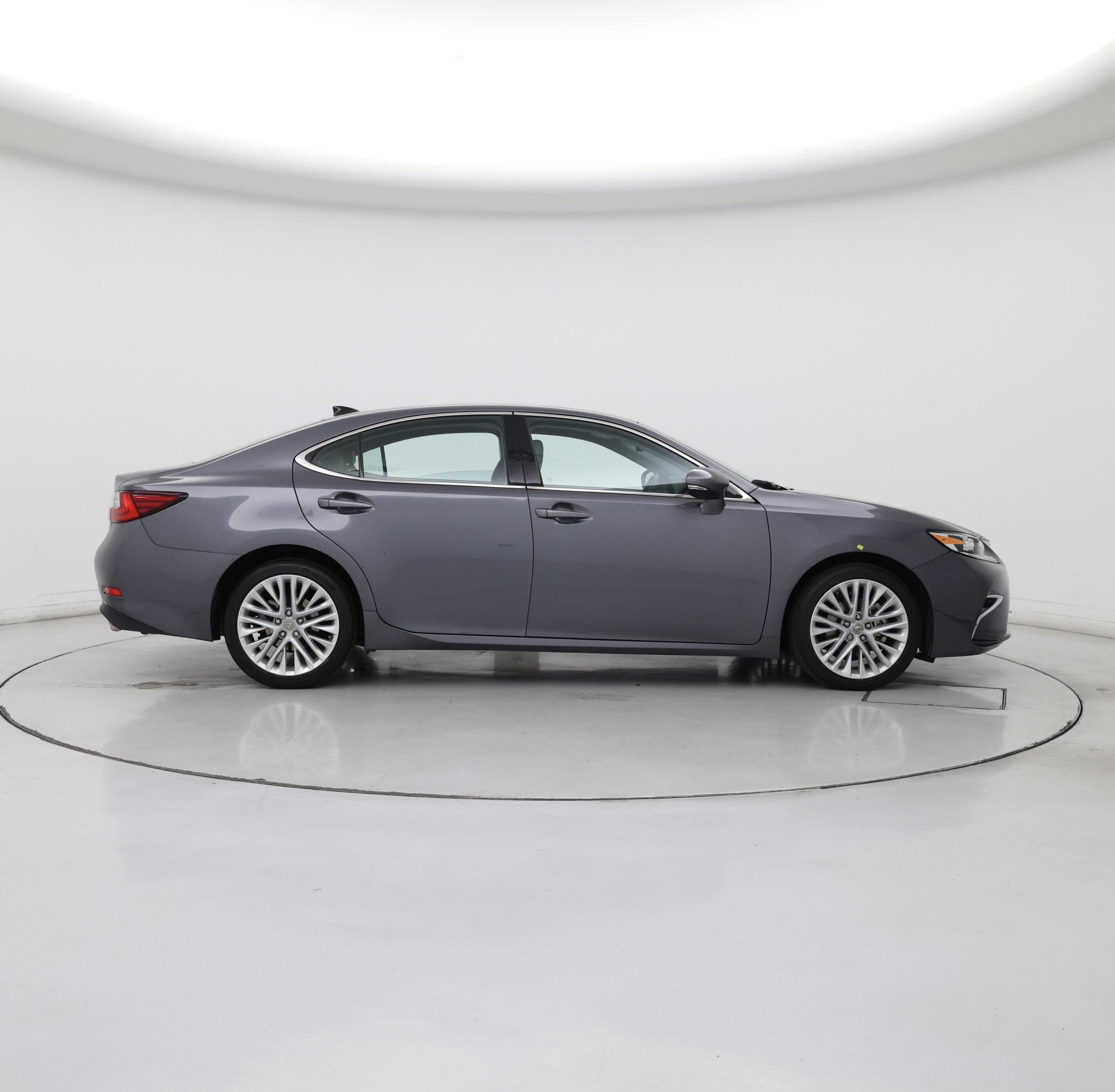 Thumbnail: 2018 Lexus ES - 7