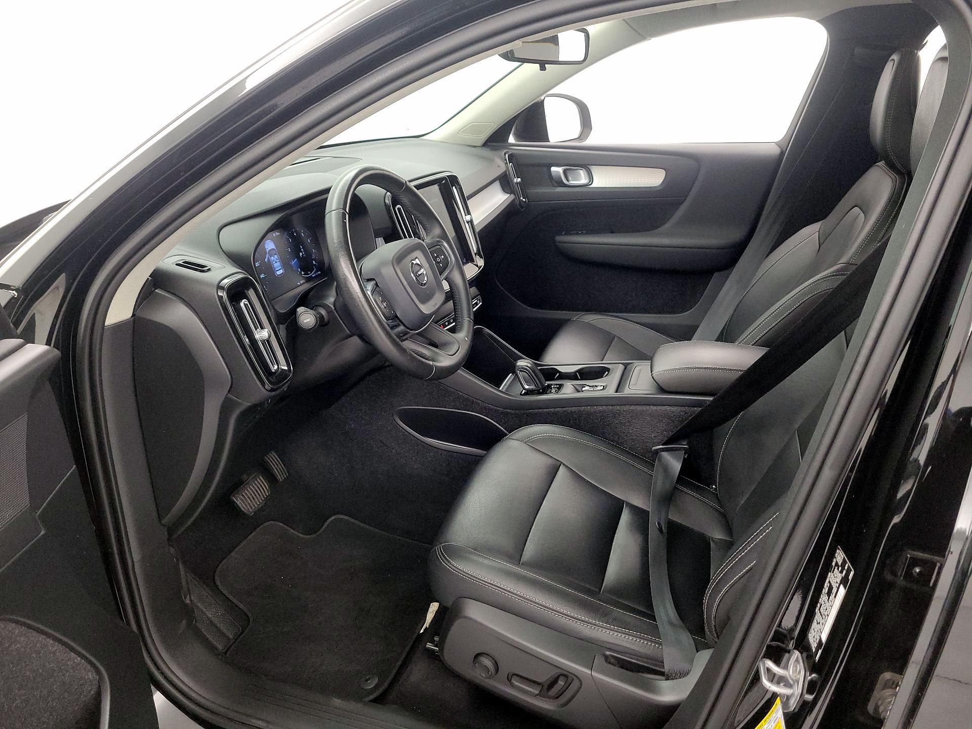 Thumbnail: 2019 Volvo XC40 - 11