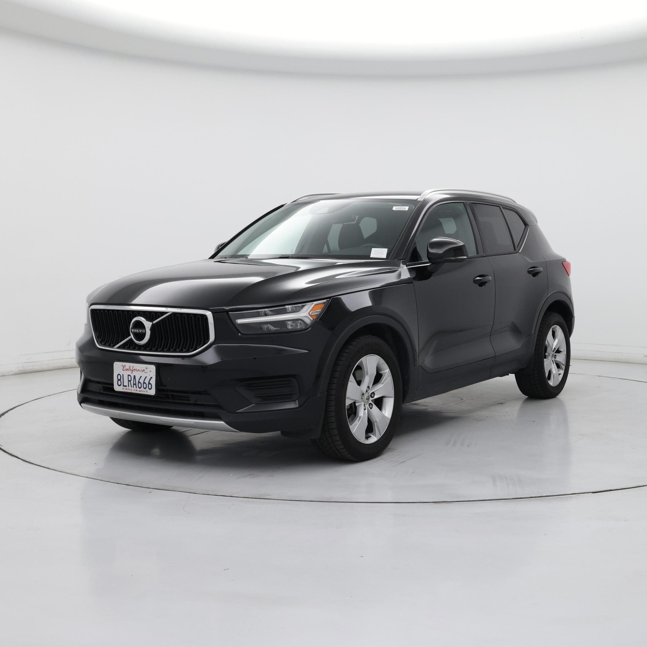 Thumbnail: 2019 Volvo XC40 - 4