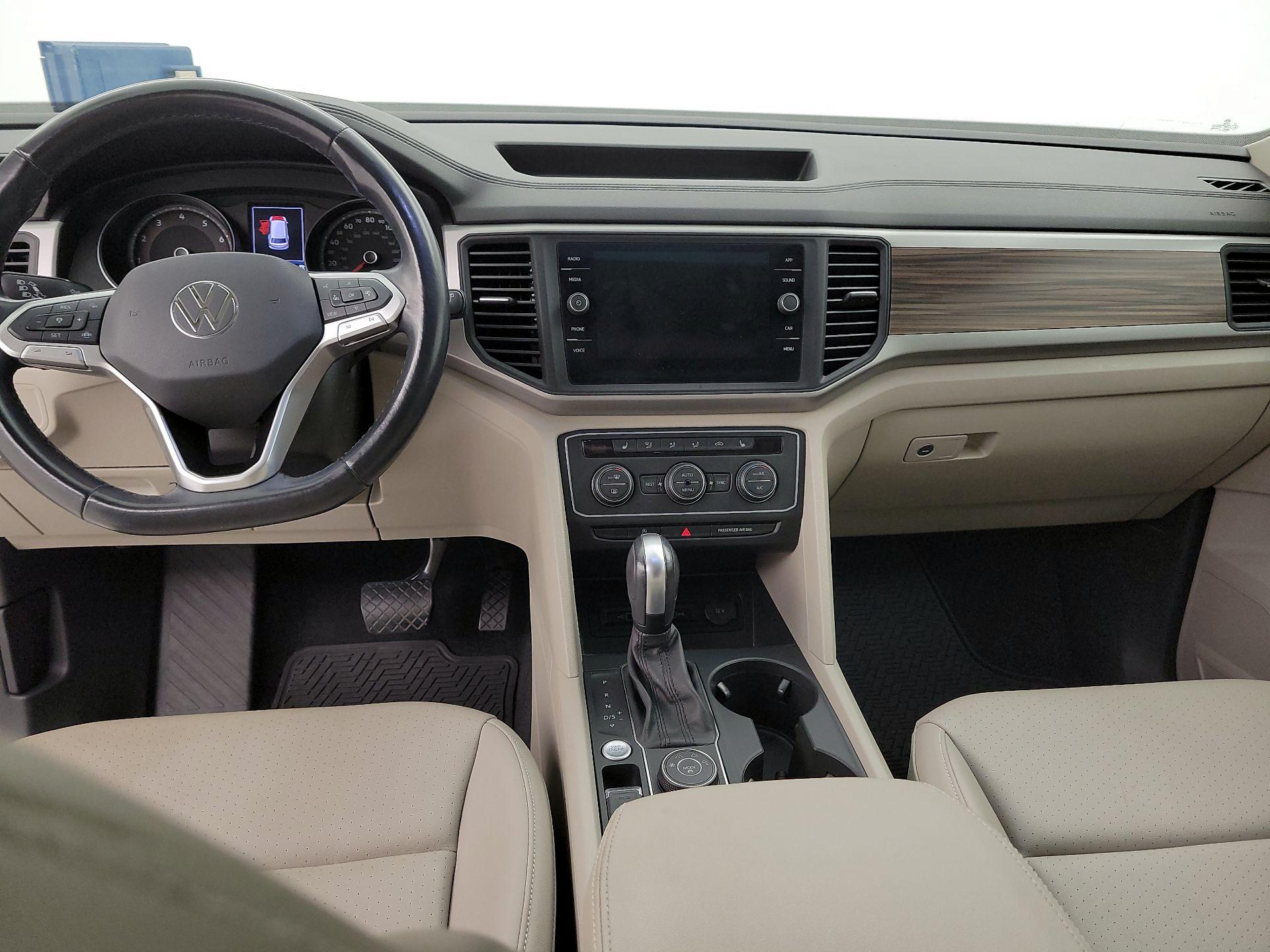 Thumbnail: 2021 Volkswagen Atlas - 9