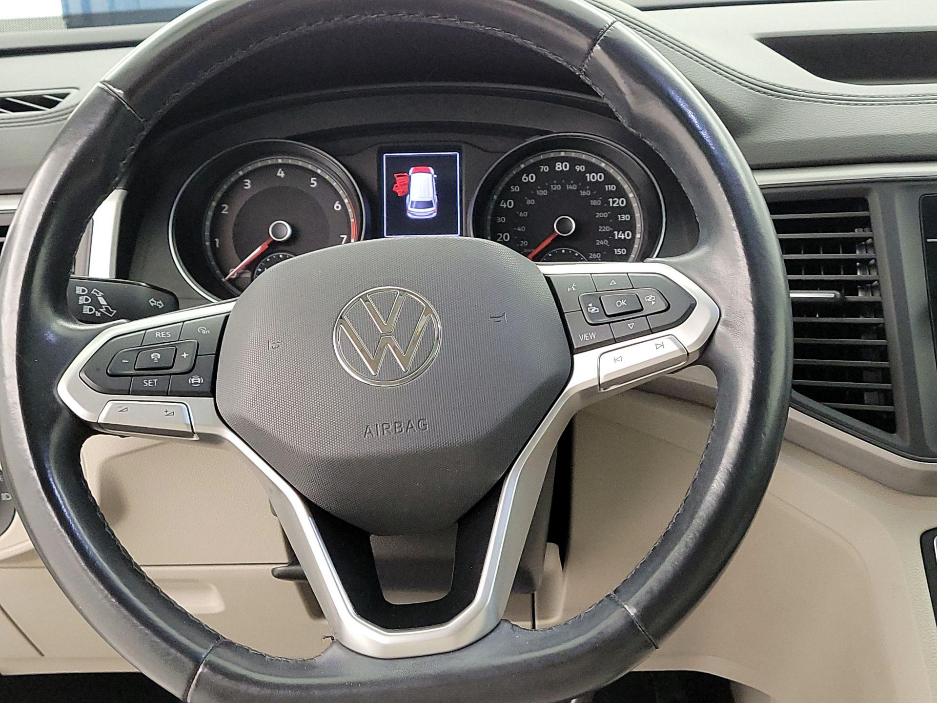 Thumbnail: 2021 Volkswagen Atlas - 10