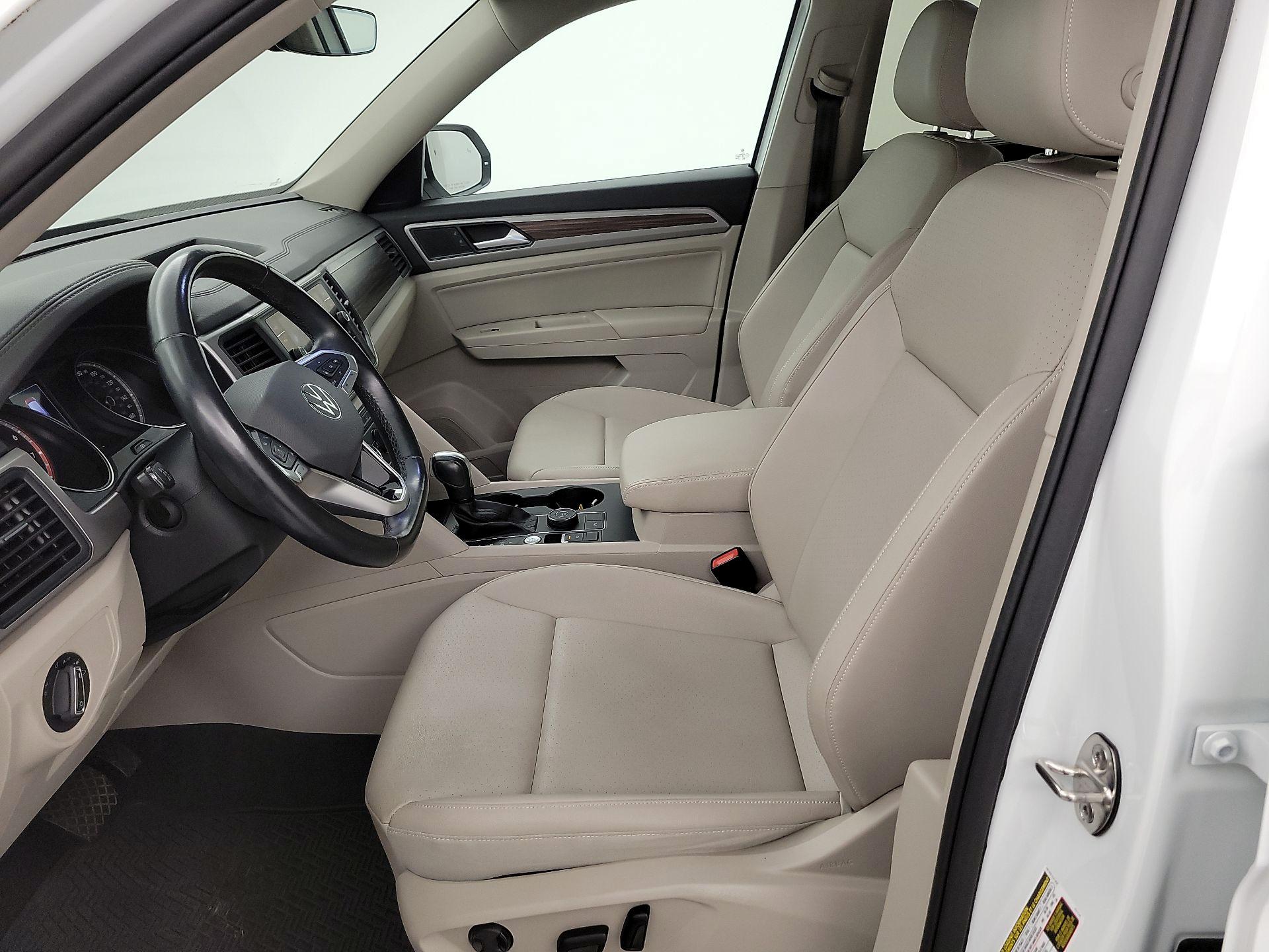 Thumbnail: 2021 Volkswagen Atlas - 11