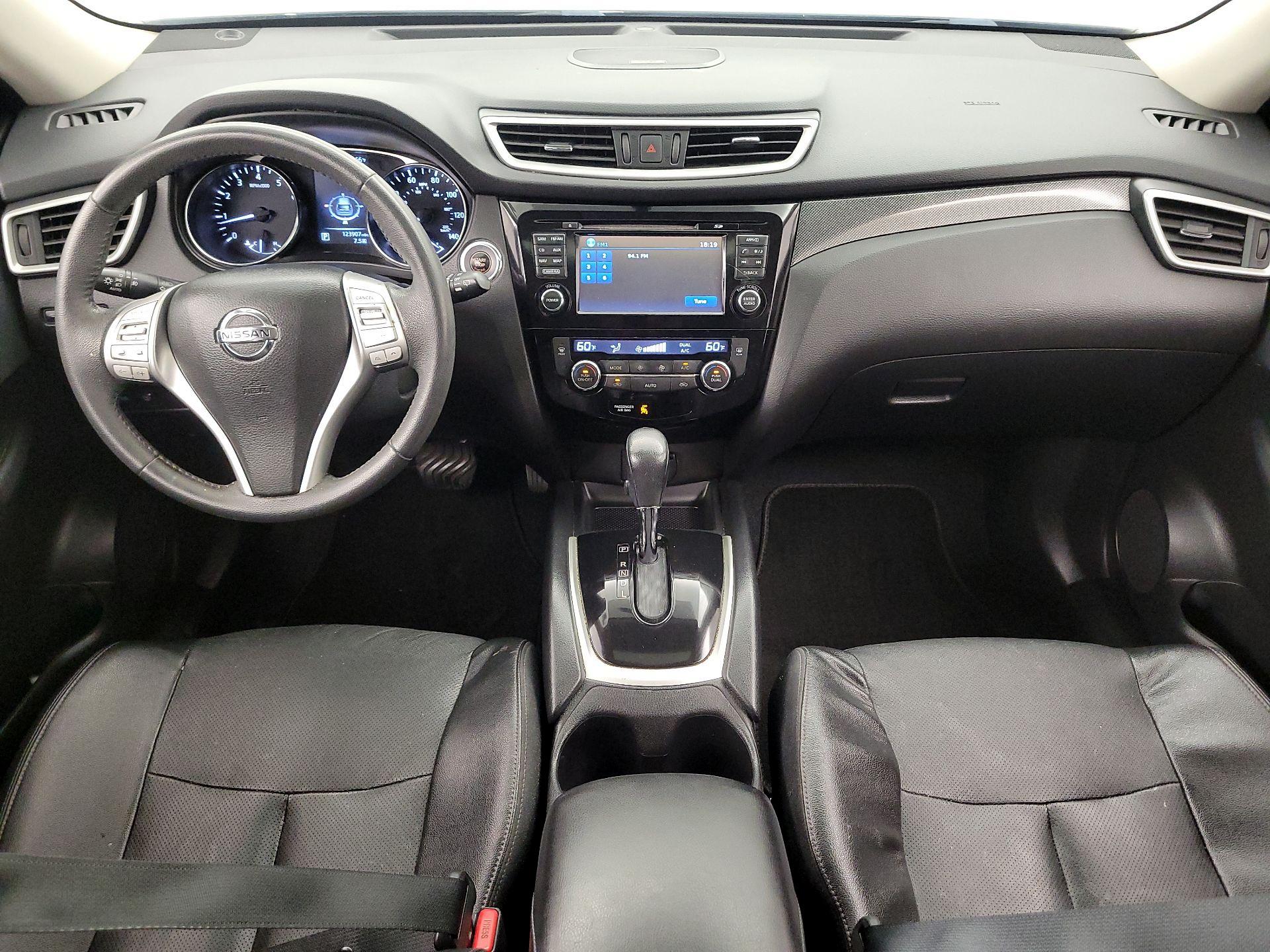Thumbnail: 2016 Nissan Rogue - 9