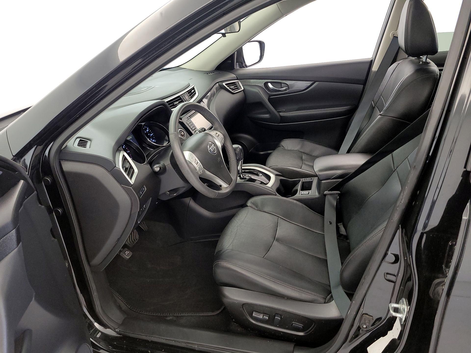 Thumbnail: 2016 Nissan Rogue - 11