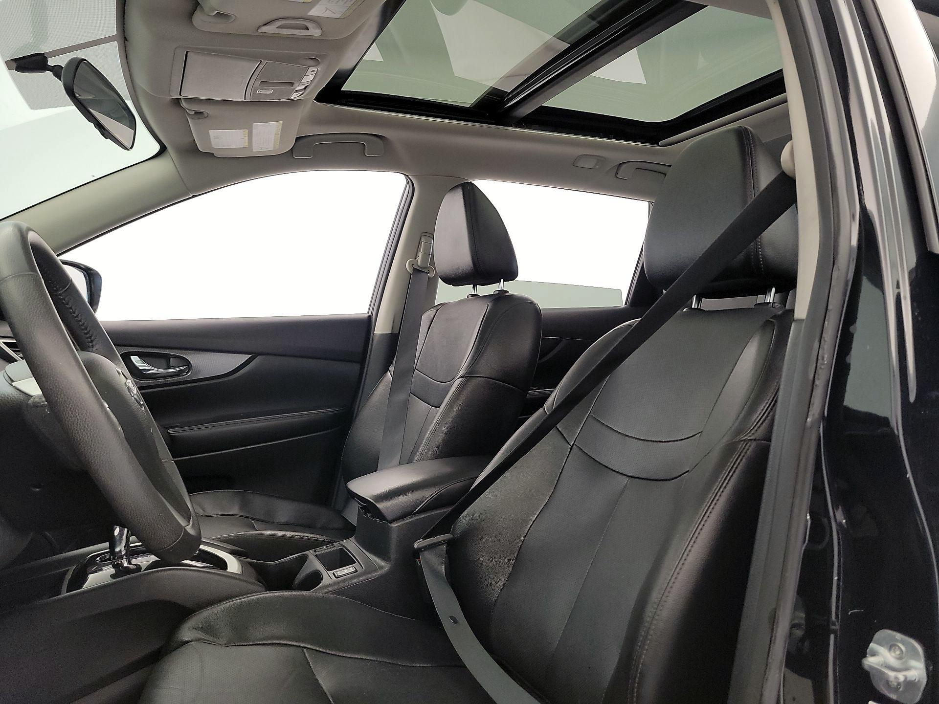 Thumbnail: 2016 Nissan Rogue - 19