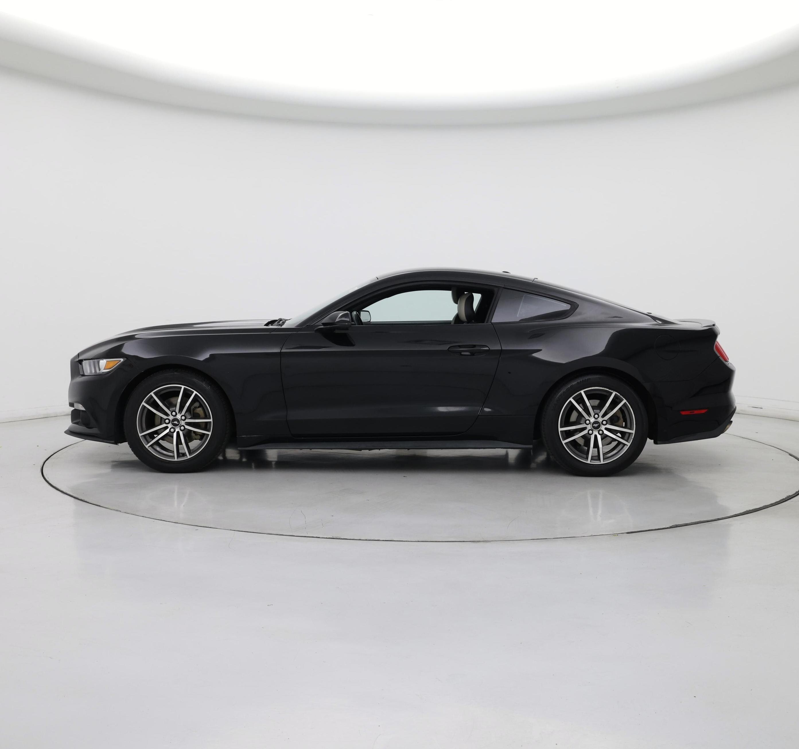 Thumbnail: 2016 Ford Mustang - 3