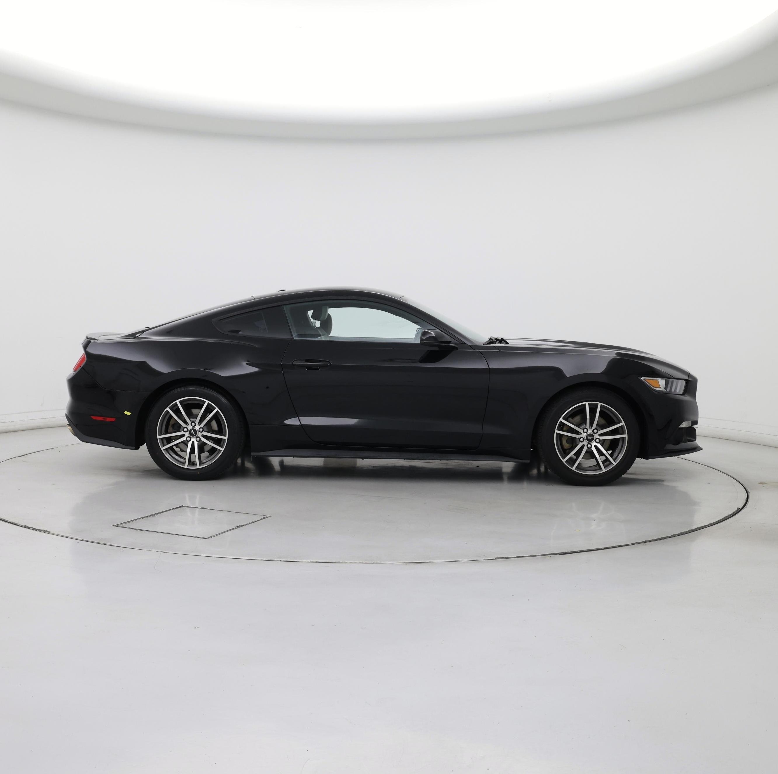 Thumbnail: 2016 Ford Mustang - 7