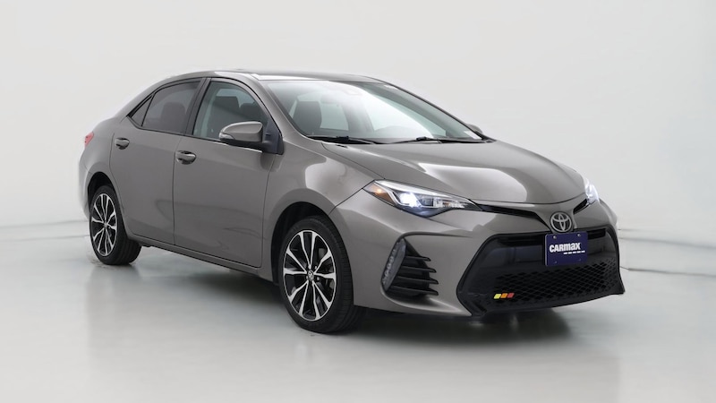 2017 Toyota Corolla SE Hero Image
