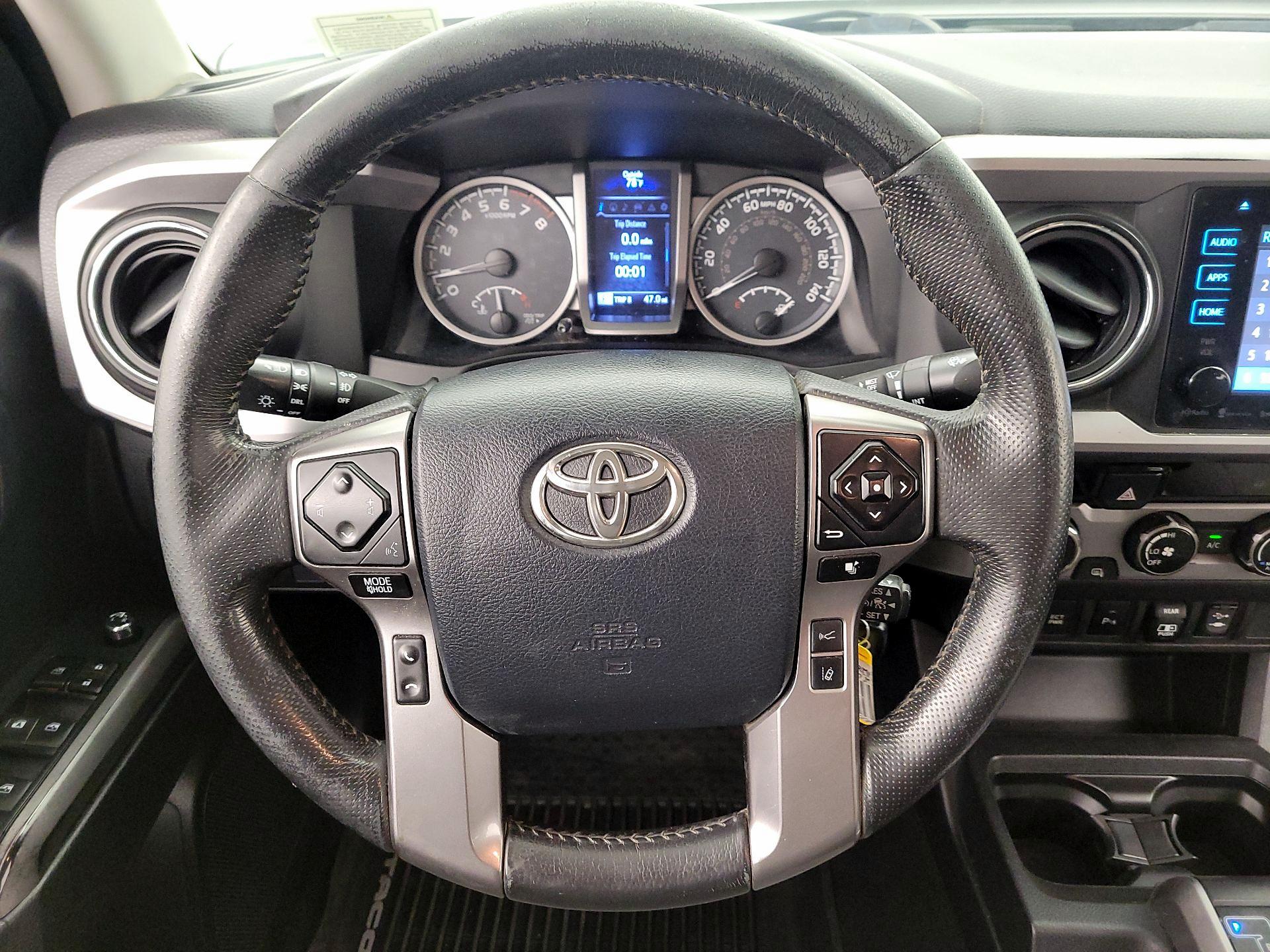 Thumbnail: 2018 Toyota Tacoma - 10