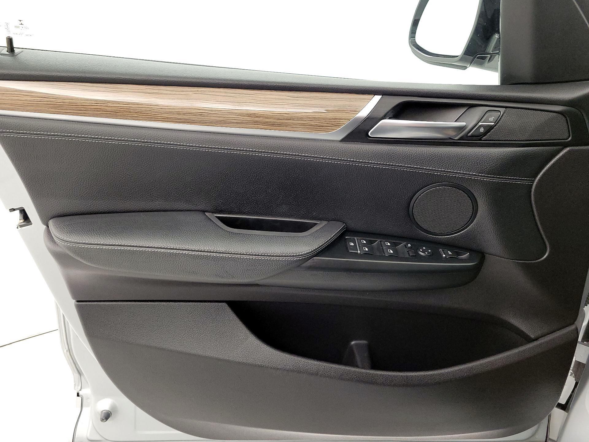 Thumbnail: 2017 BMW X3 - 12