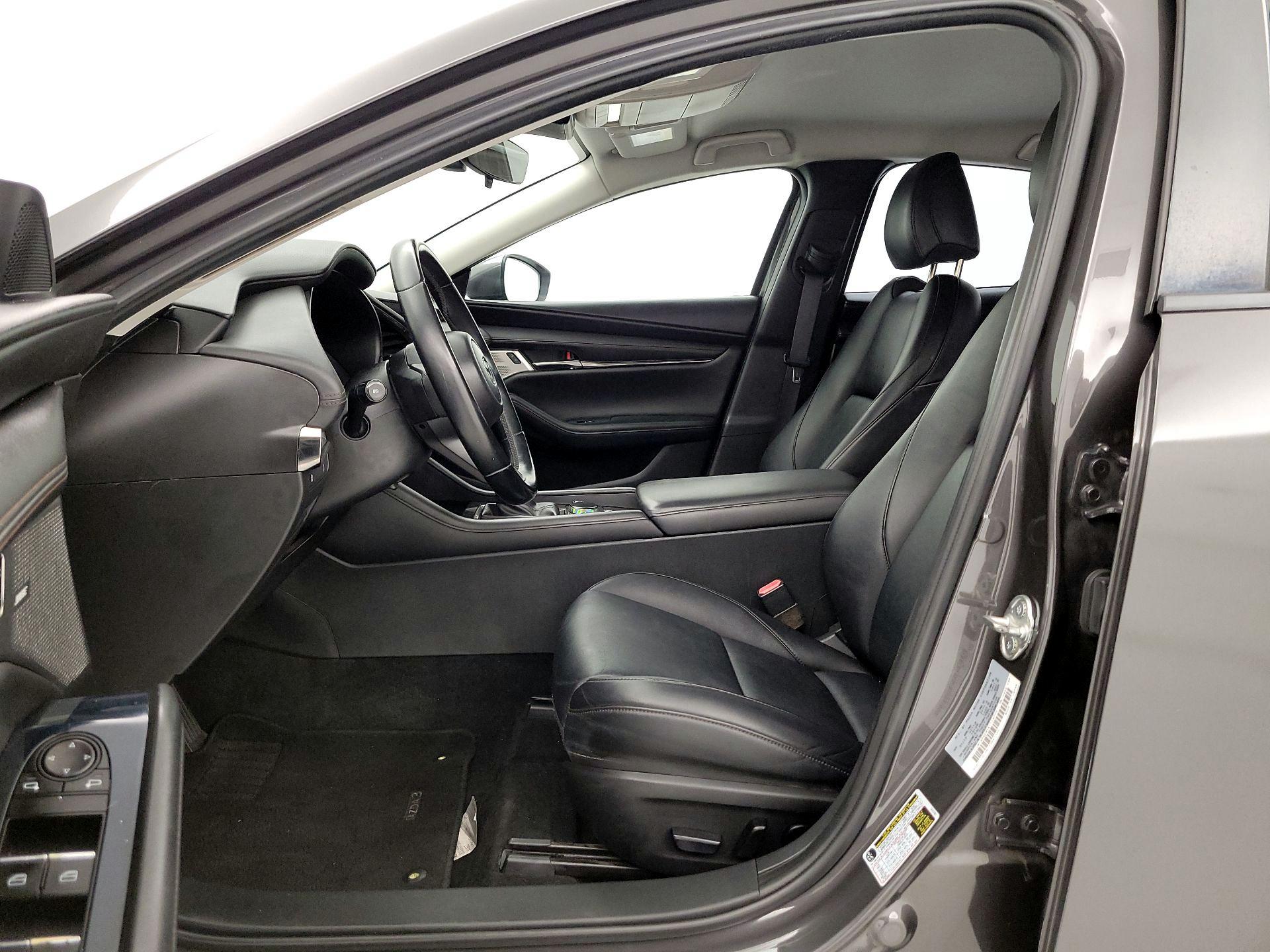 Thumbnail: 2019 Mazda Mazda3 - 11