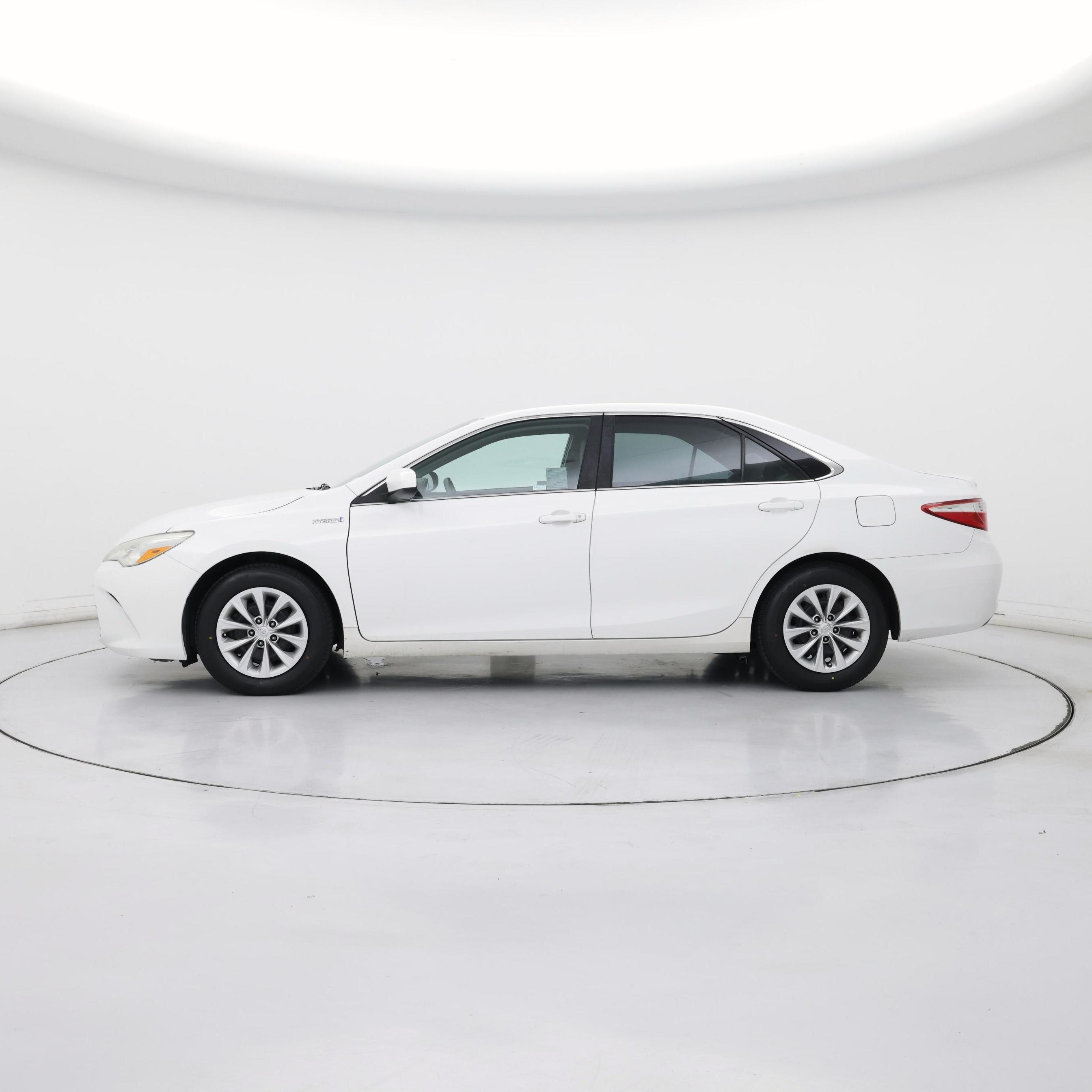 Thumbnail: 2015 Toyota Camry - 3