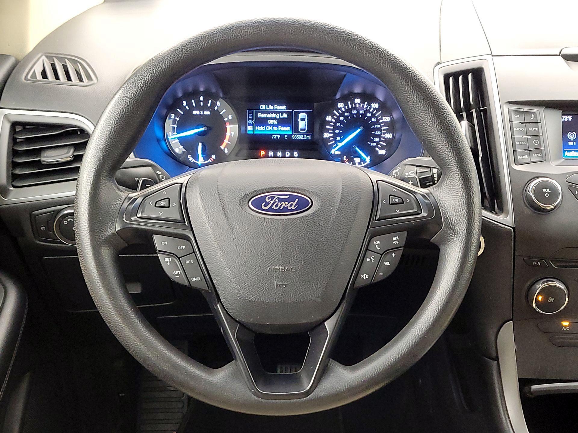 Thumbnail: 2016 Ford Edge - 10