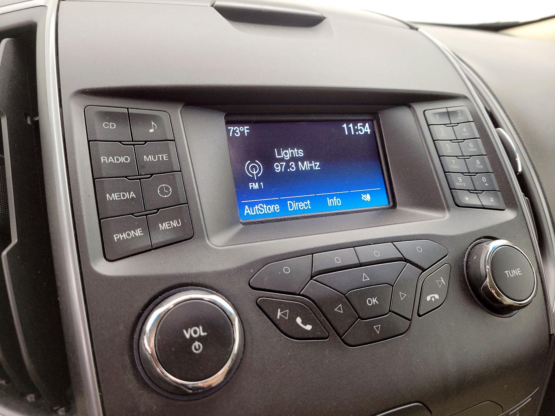 Thumbnail: 2016 Ford Edge - 15