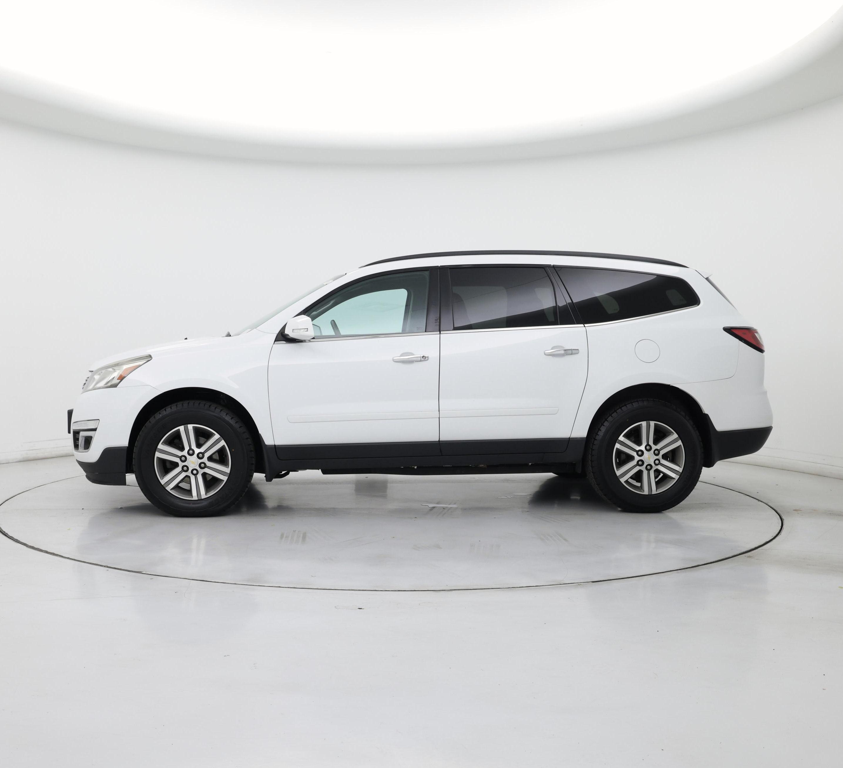 Thumbnail: 2016 Chevrolet Traverse - 3