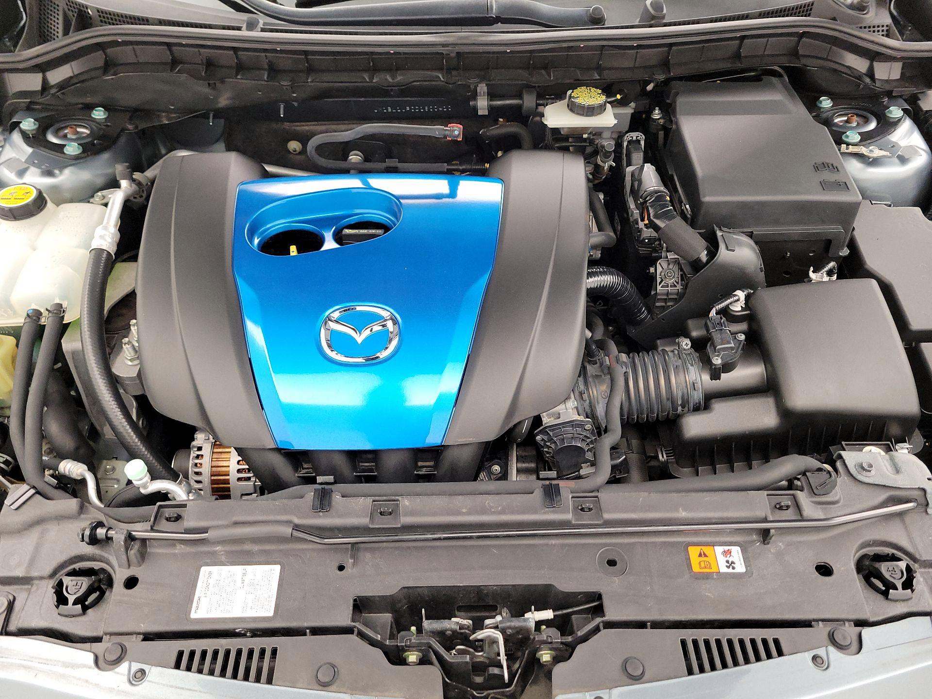 Thumbnail: 2013 Mazda Mazda3 - 18