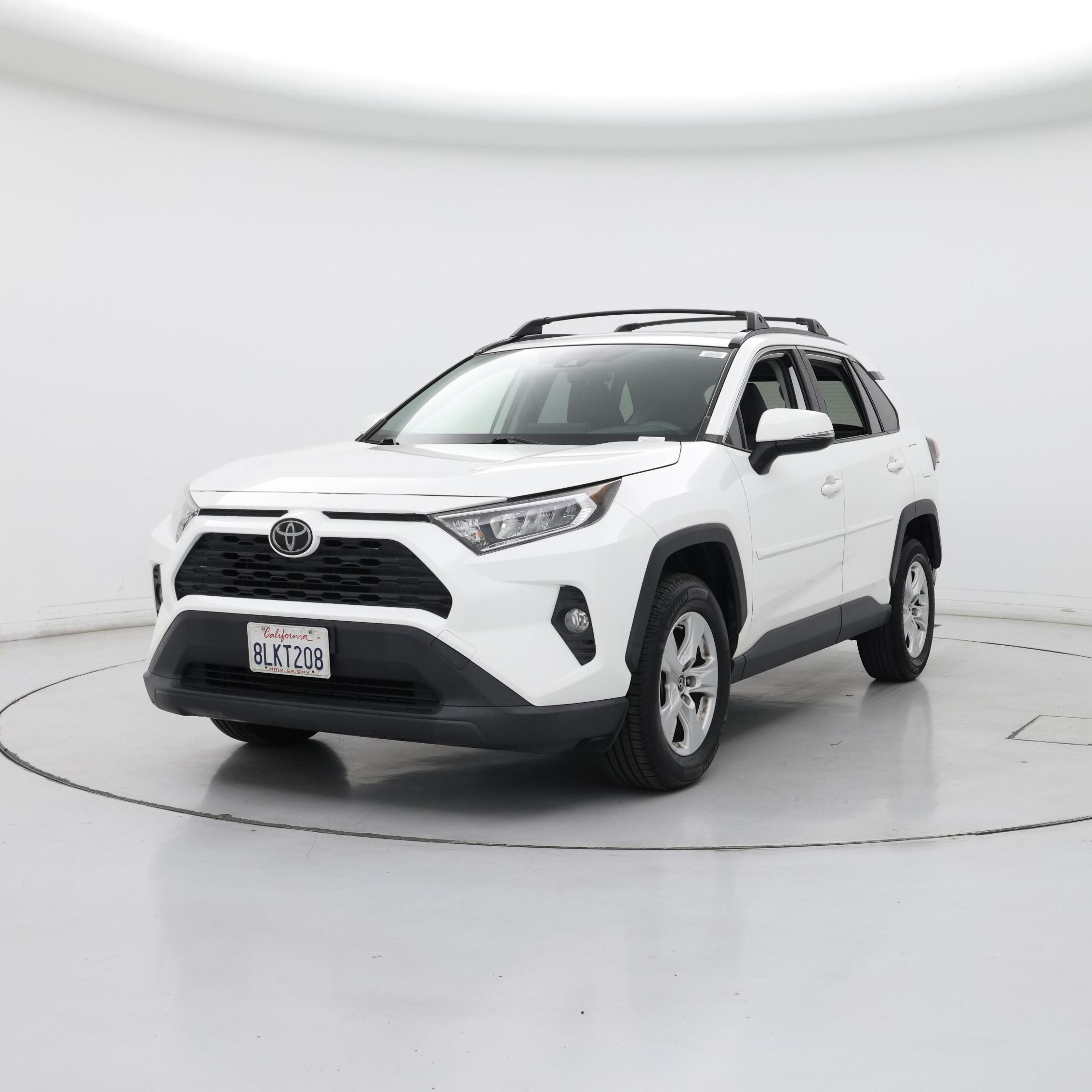 Thumbnail: 2019 Toyota RAV4 - 4